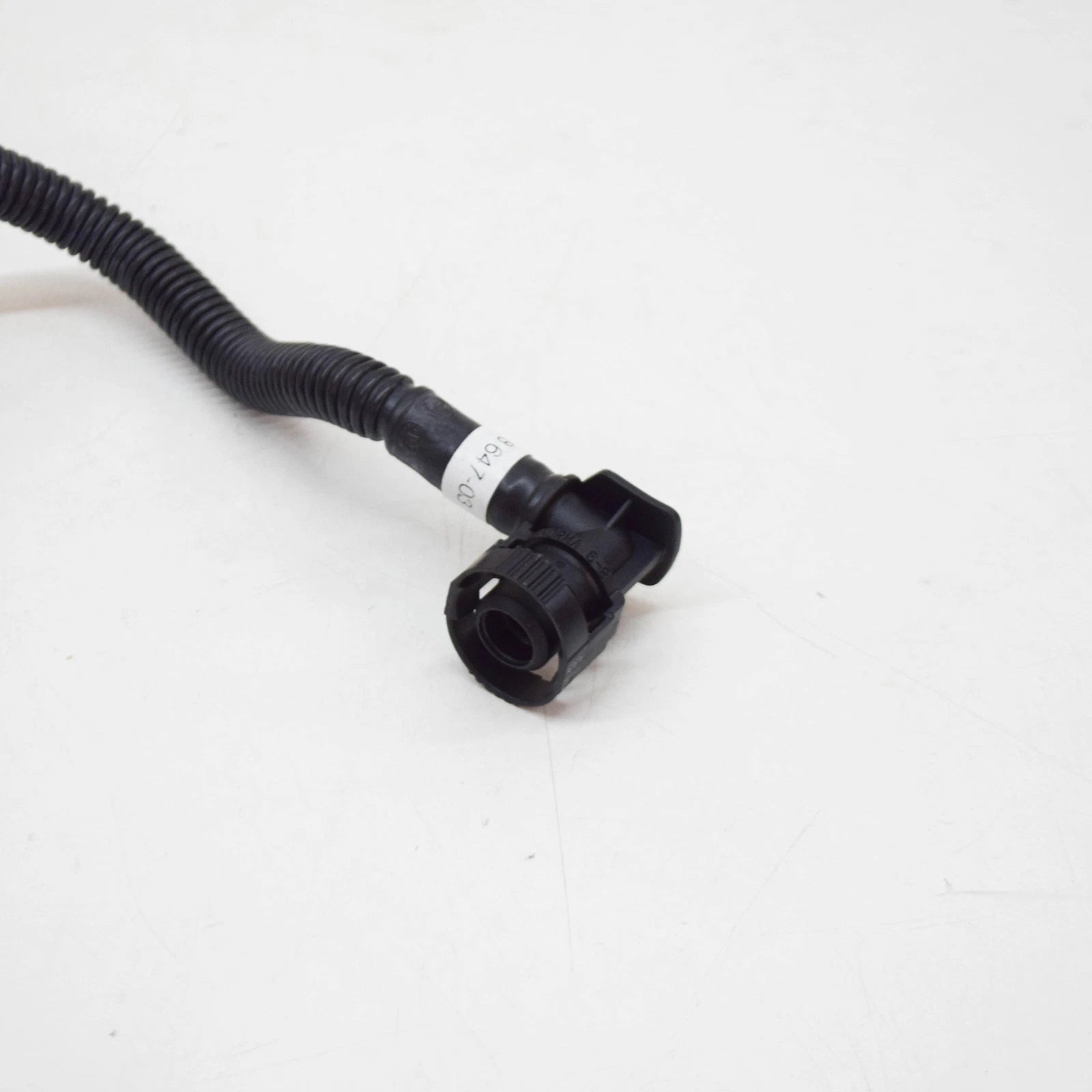 NEW BMW X3 E83 FUEL TANK BREATHER VALVE WITH PIPE 13907618647 7618647 ORIGINAL