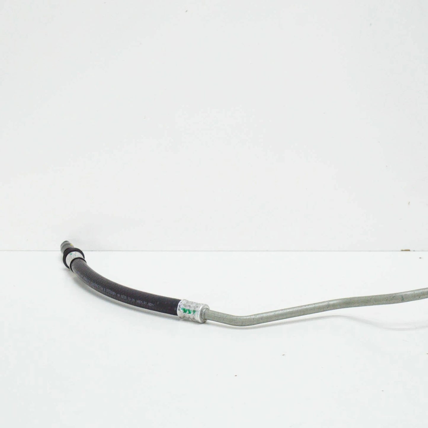NEW MERCEDES BENZ ML W164 OIL COOLER INLET HOSE A1645005472 ORIGINAL