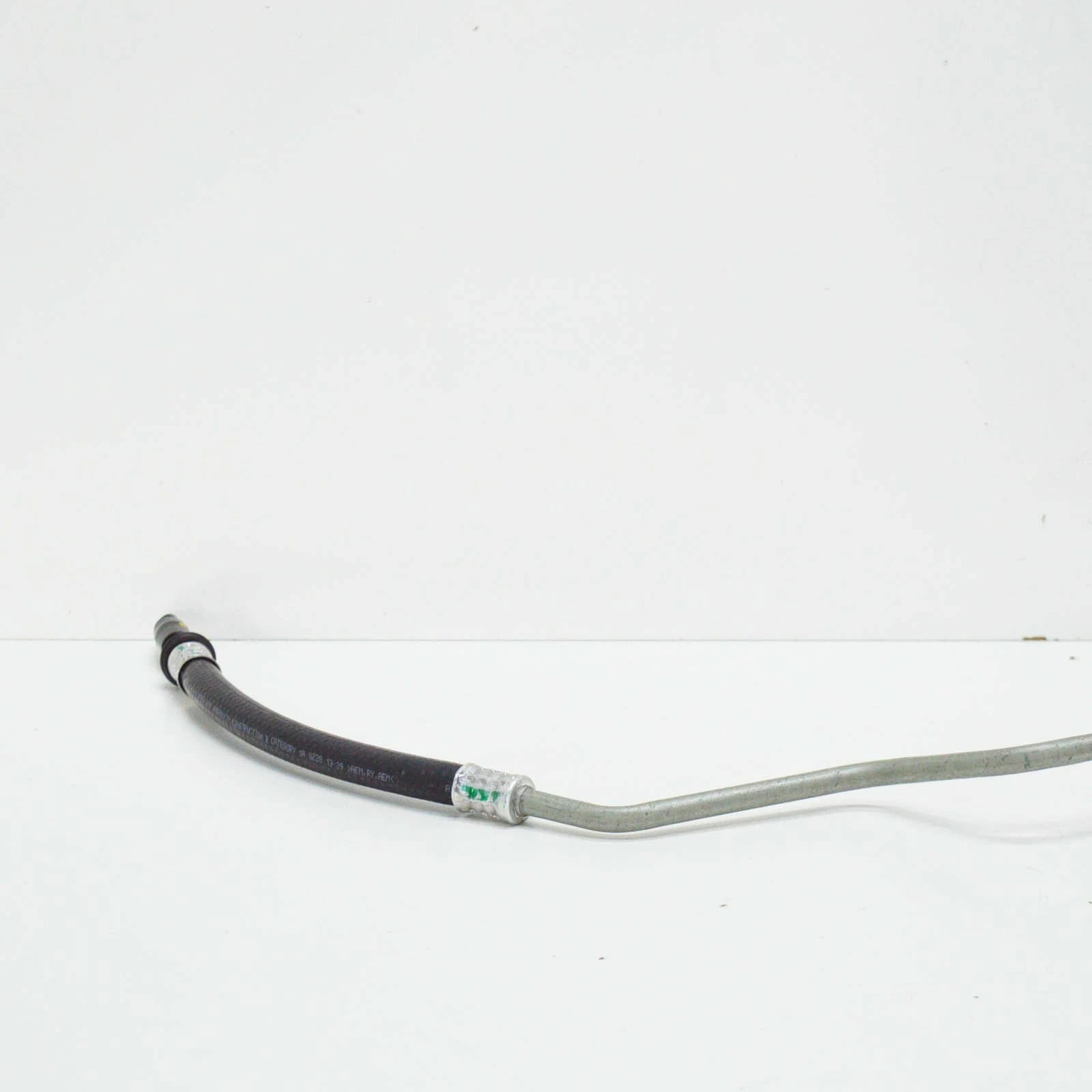 NEW MERCEDES BENZ ML W164 OIL COOLER INLET HOSE A1645005472 ORIGINAL