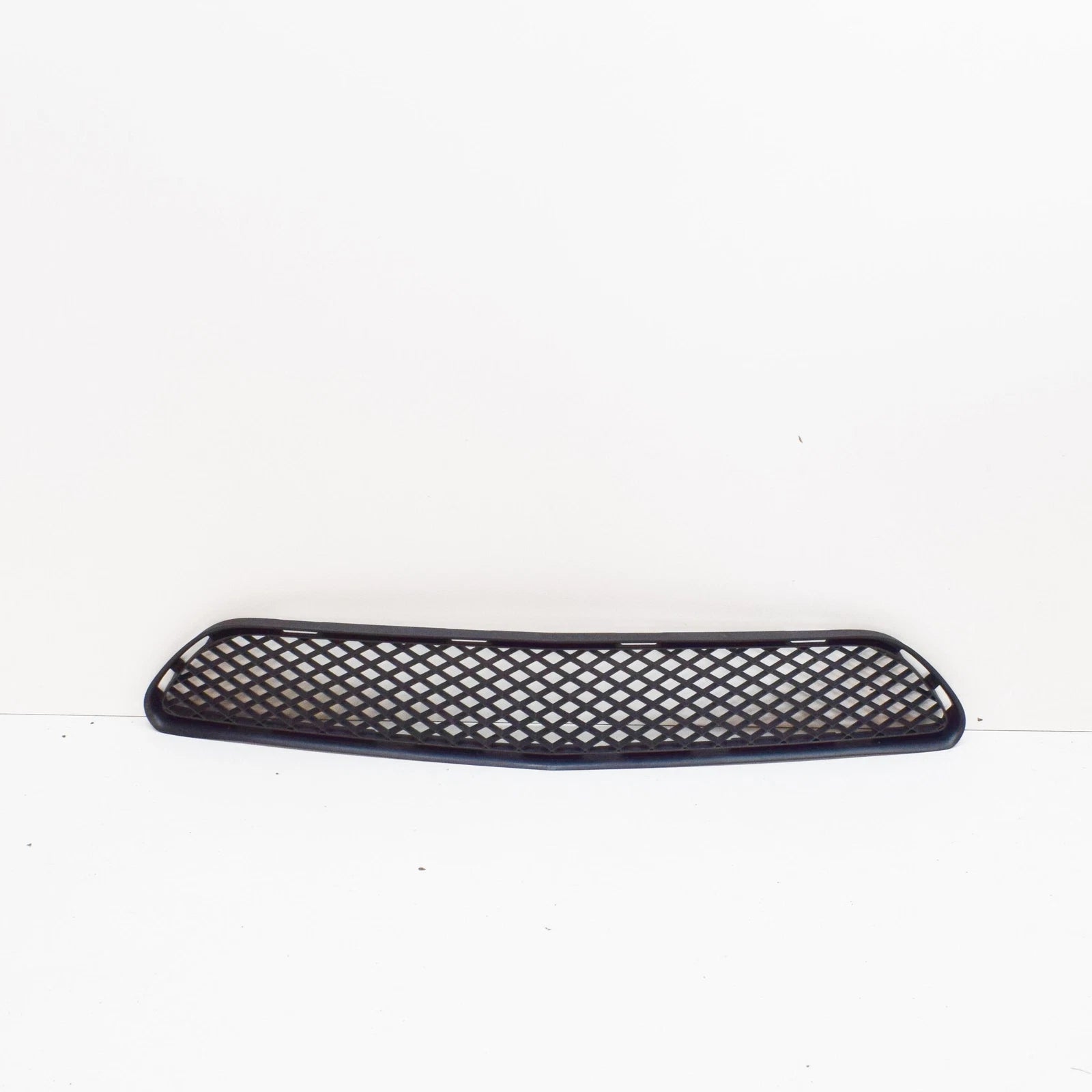 NEW MERCEDES-BENZ SL R230 FRONT BUMPER CENTER GRILLE COVER A2308850523 ORIGINAL