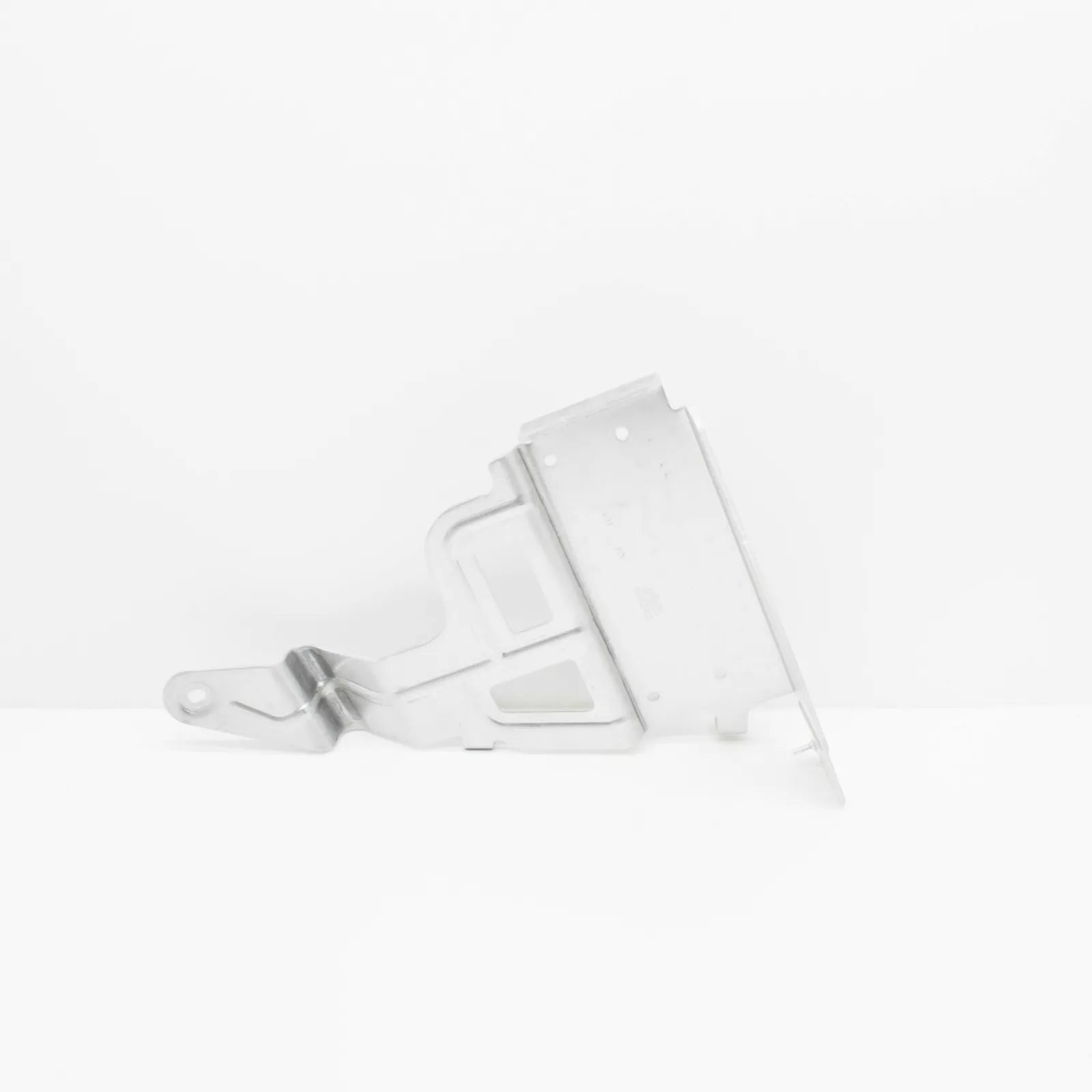 NEW AUDI A6 C8 AVANT DRIVE ASSIST MODULE BRACKET HOLDER 4K0907682 2019 ORIGINAL