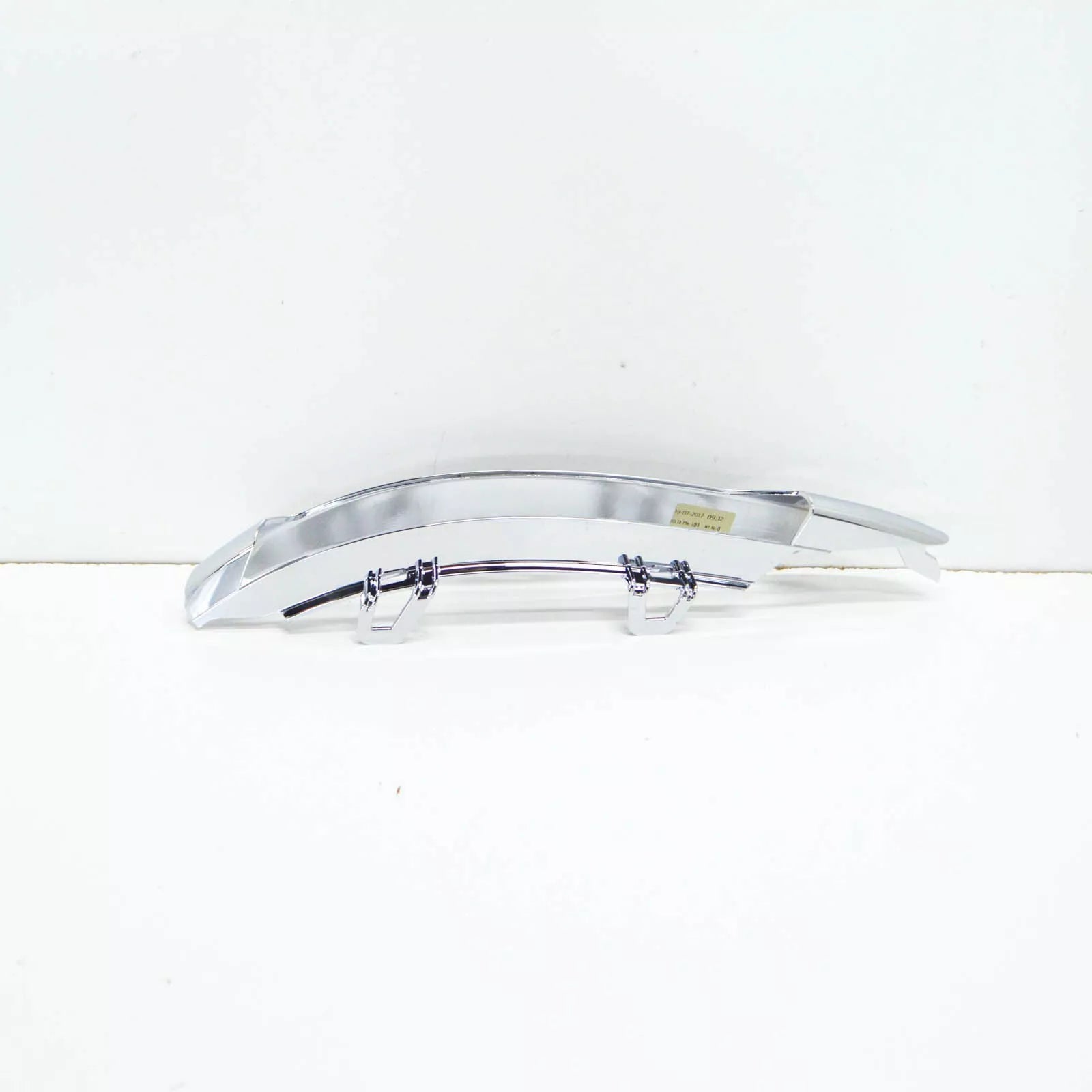 NEW MERCEDES-BENZ C-CLASS W204 FRONT RIGHT DRL LIGHT TRIM A2048852874