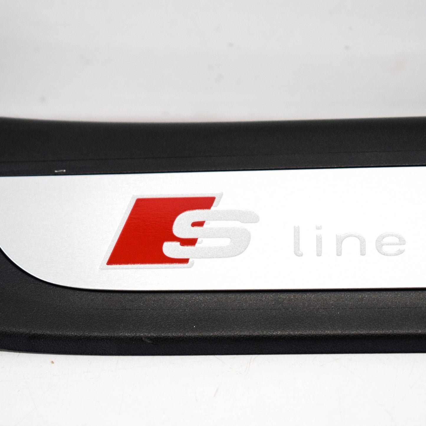 NEW AUDI Q5 8R REAR RIGHT SILL PLATE S LINE 8R0853376C01C ORIGINAL
