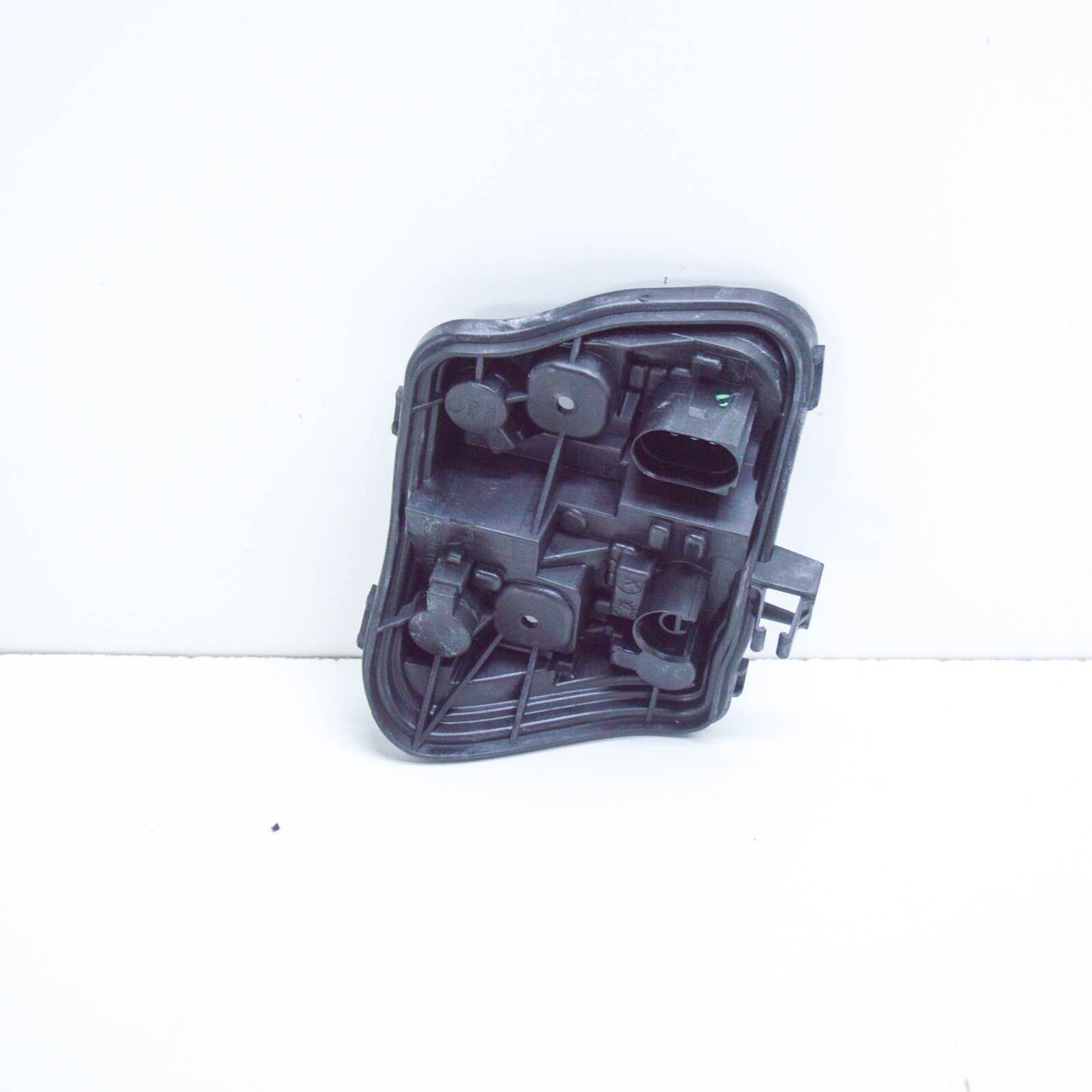 NEW AUDI A3 8P REAR RIGHT TAILLIGHT BULB HOLDER 8P4945258D ORIGINAL