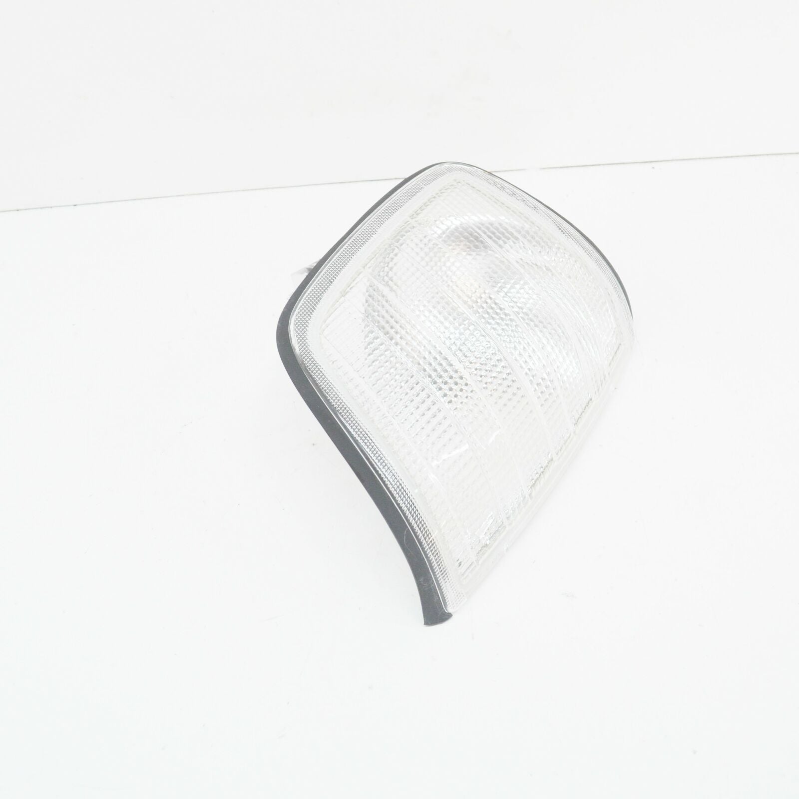 NEW MERCEDES-BENZ E W124 FRONT RIGHT BLINKER LAMP A1248261043 ORIGINAL