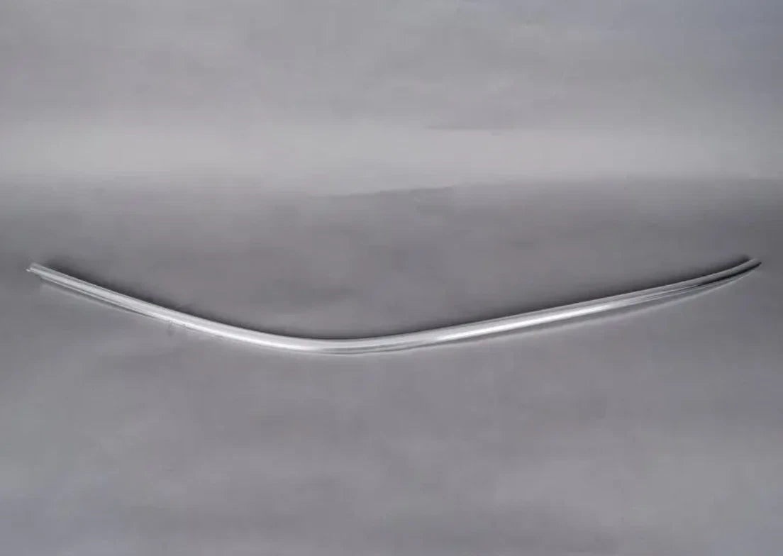 NEW BMW X5 E70 FRONT LEFT DOOR WINDOW FRAME TOP STRIP 51337174387 7174387