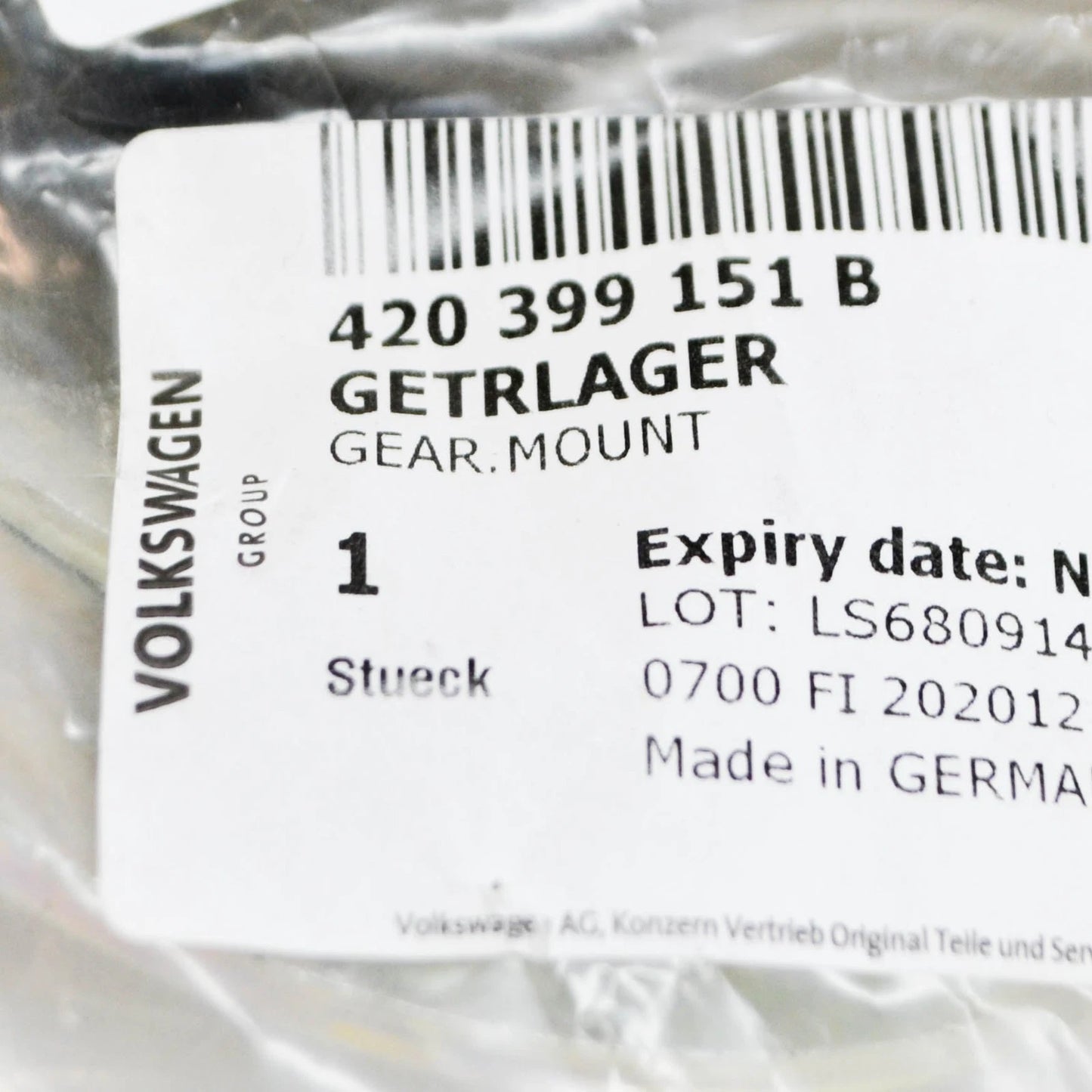 NEW AUDI R8 42 GEARBOX MOUNTING 420399151B ORIGINAL