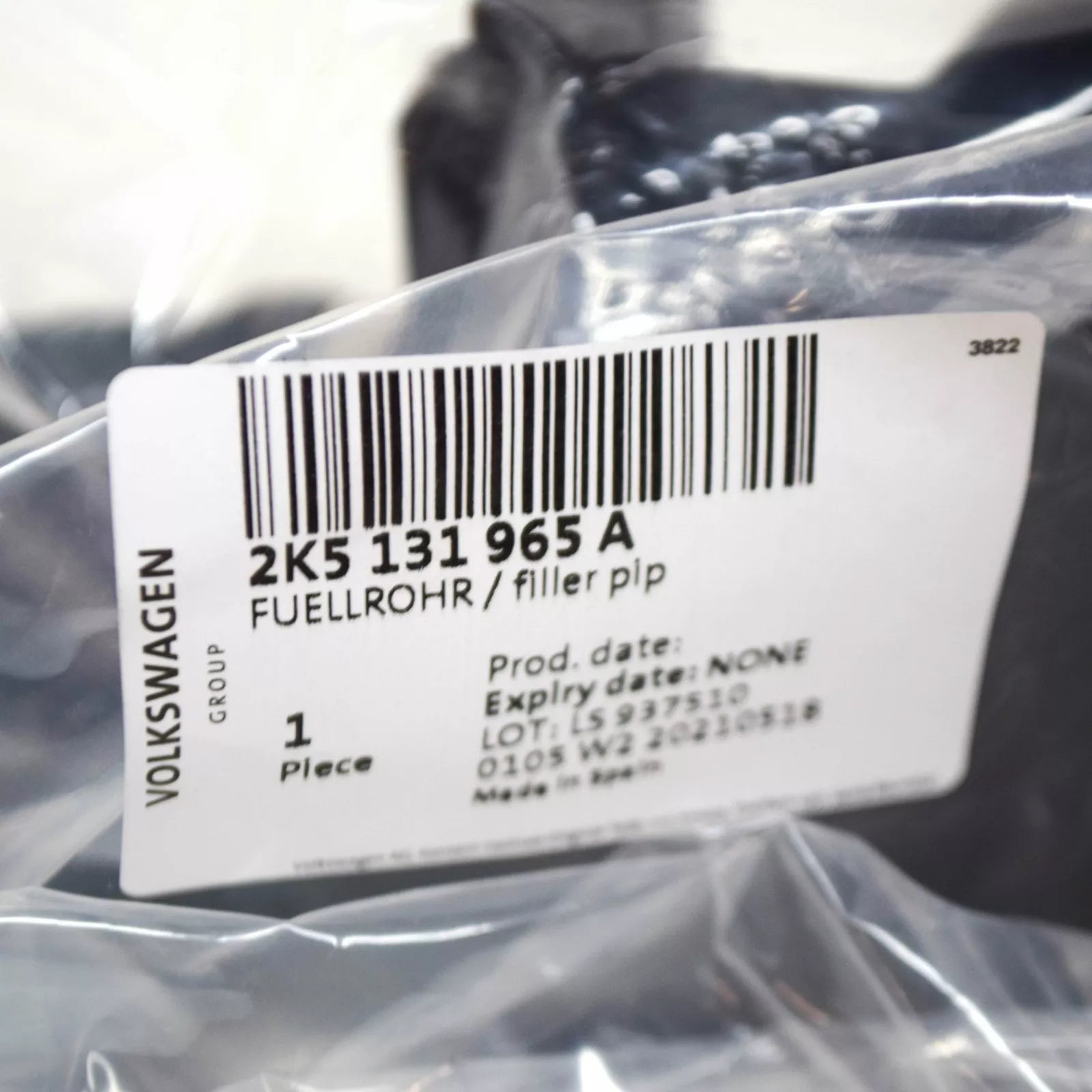 NEW VOLKSWAGEN CADDY MK3 2K AD BLUE RESERVOIR FILLER NECK 2K5131965A ORIGINAL