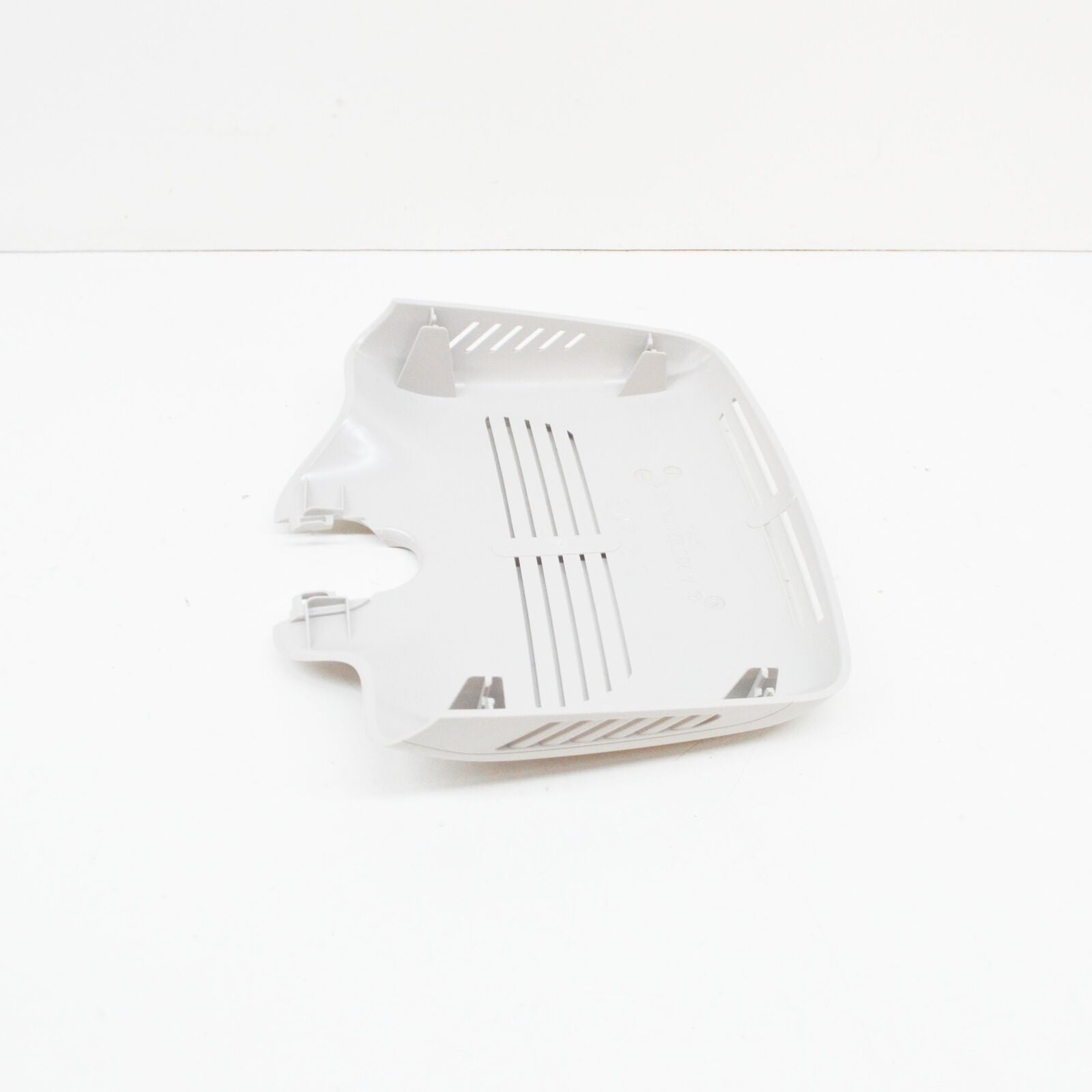 NEW MERCEDES-BENZ C-CLASS W205 RAIN SENSOR COVER A20582104007H52 ORIGINAL