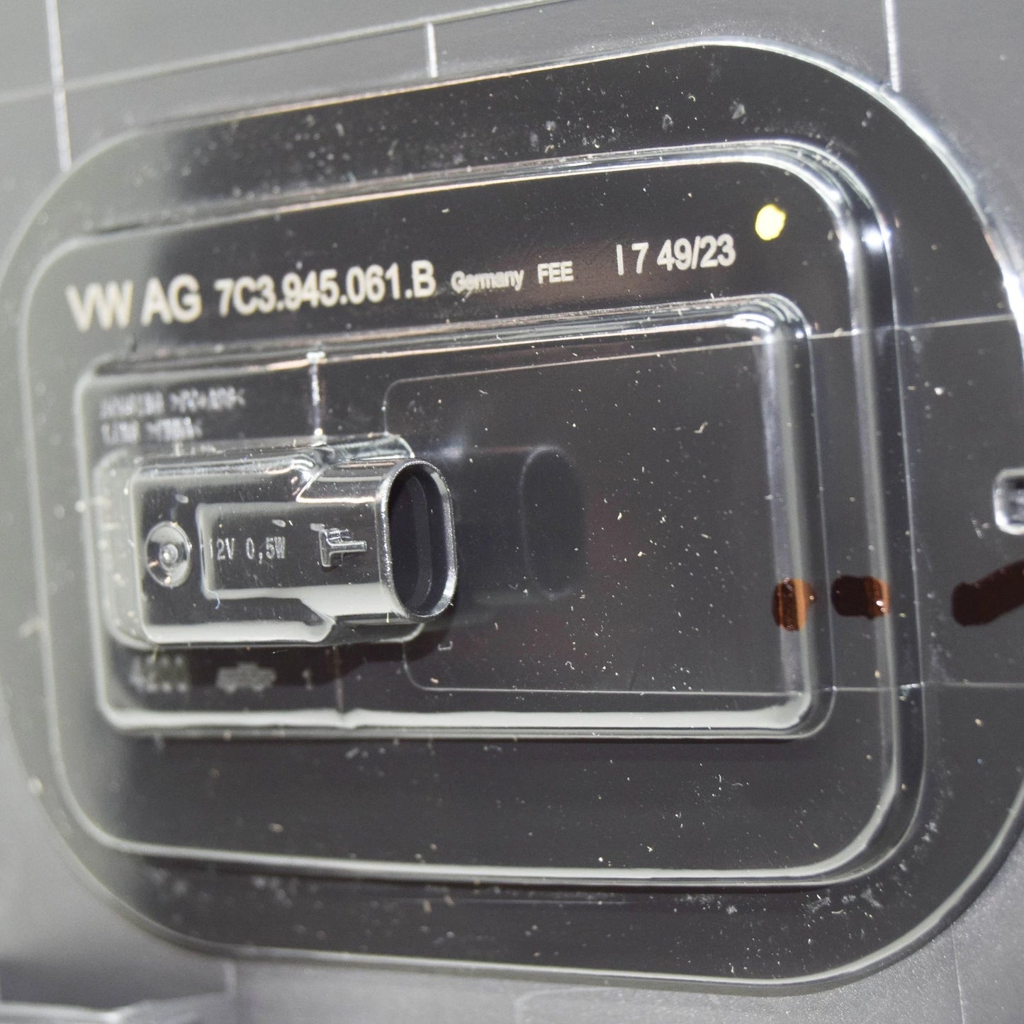 NEW VOLKSWAGEN CRAFTER SZ LEFT PROTECTIVE SIDE STRIP 7C38535359B9 ORIGINAL