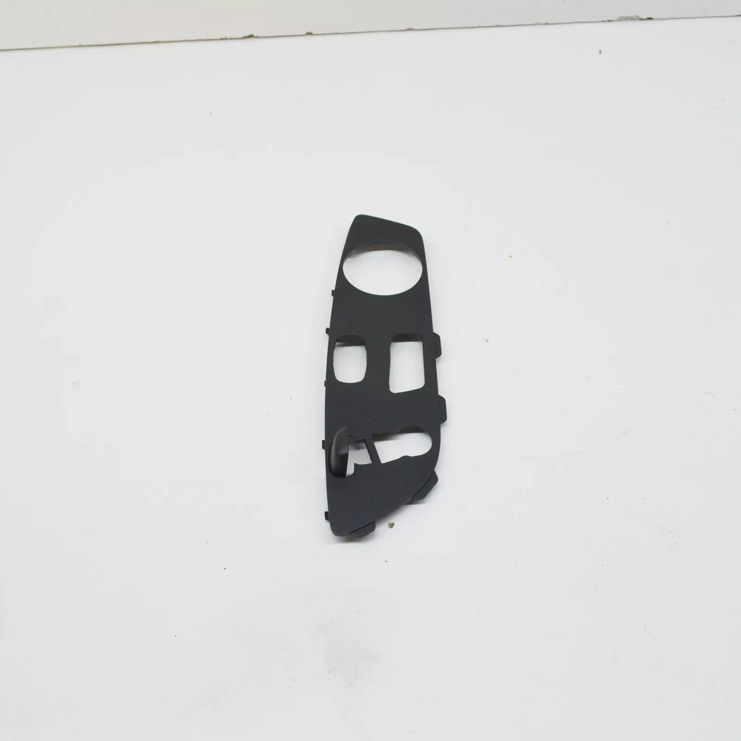 NEW VW TOUAREG 7P FRONT RIGHT SEAT SWITCH BEZEL 7P6882516C9B9 ORIGINAL