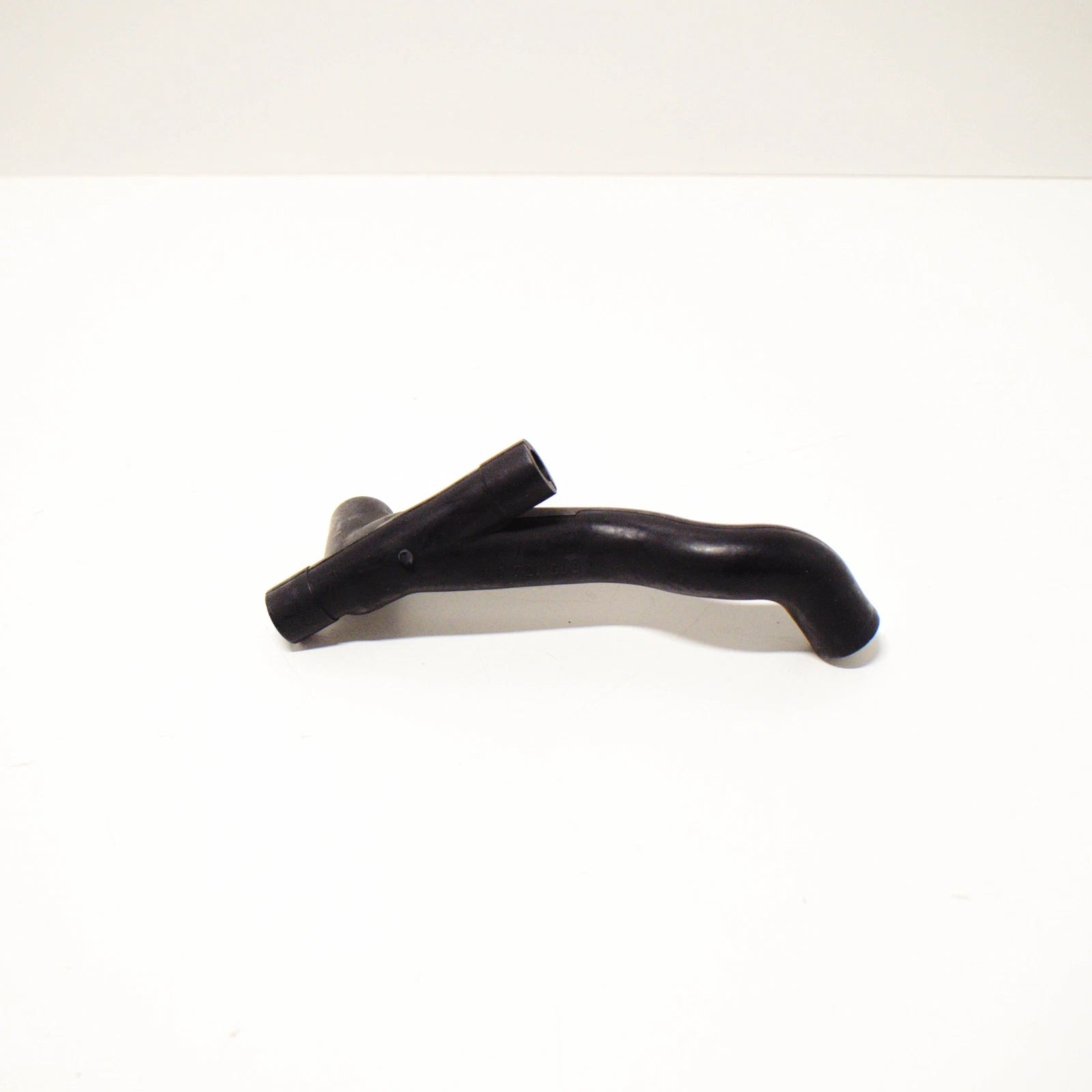 NEW BMW 3 E30 COOLING SYSTEM WATER VENT HOSE 11151721908 1721908 ORIGINAL