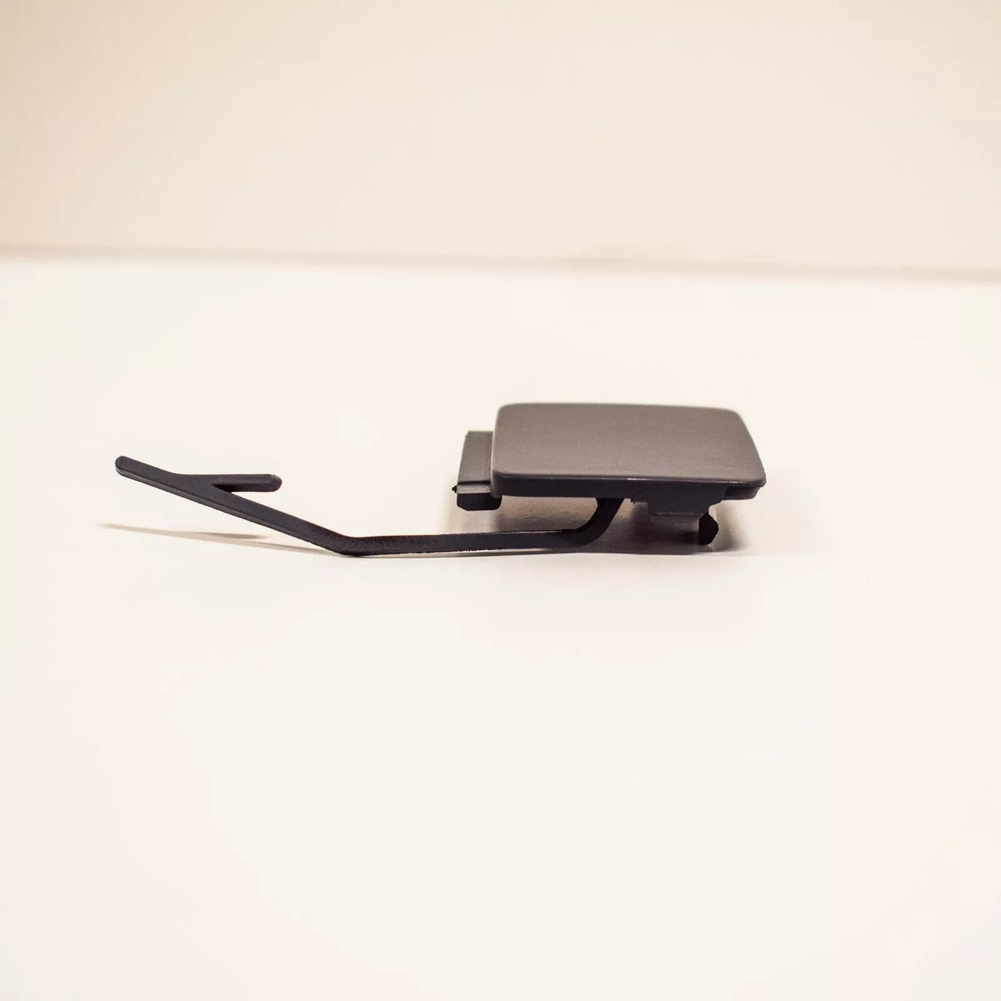 NEW AUDI A8 4E REAR BUMPER TOW HOOK EYE CAP COVER 4E0807441AGRU ORIGINAL