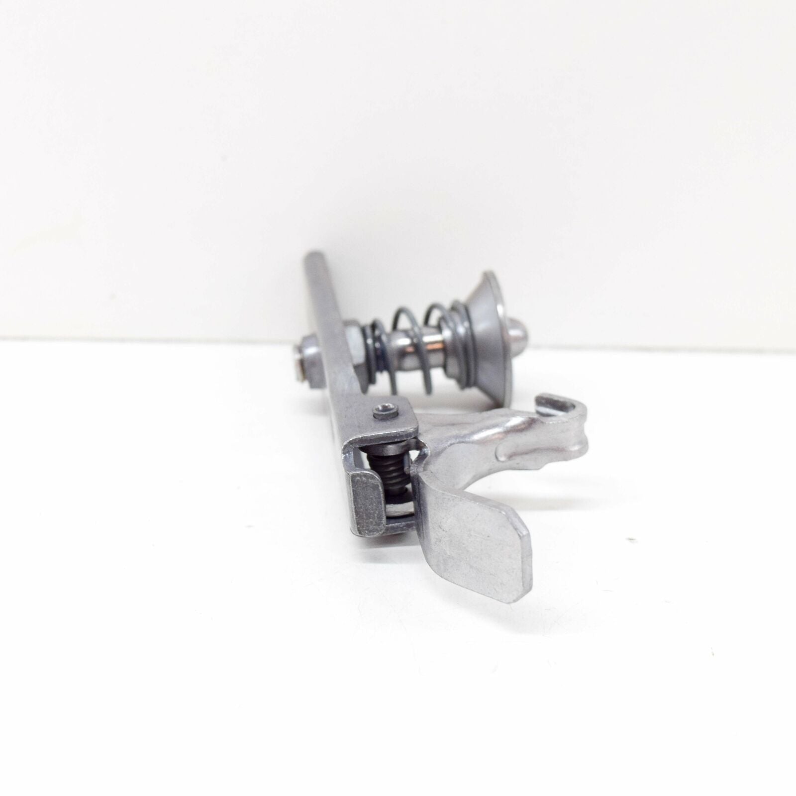 NEW MERCEDES-BENZ SPRINTER 903 ENGINE HOOD LOCK UPPER PART A9017500284 ORIGINAL