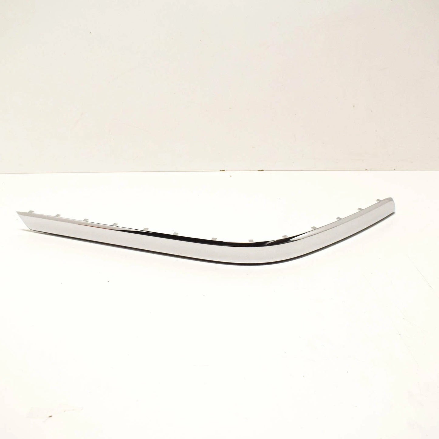 NEW MERCEDES-BENZ GLK X204 REAR LEFT BUMPER MOLDING A2048851921