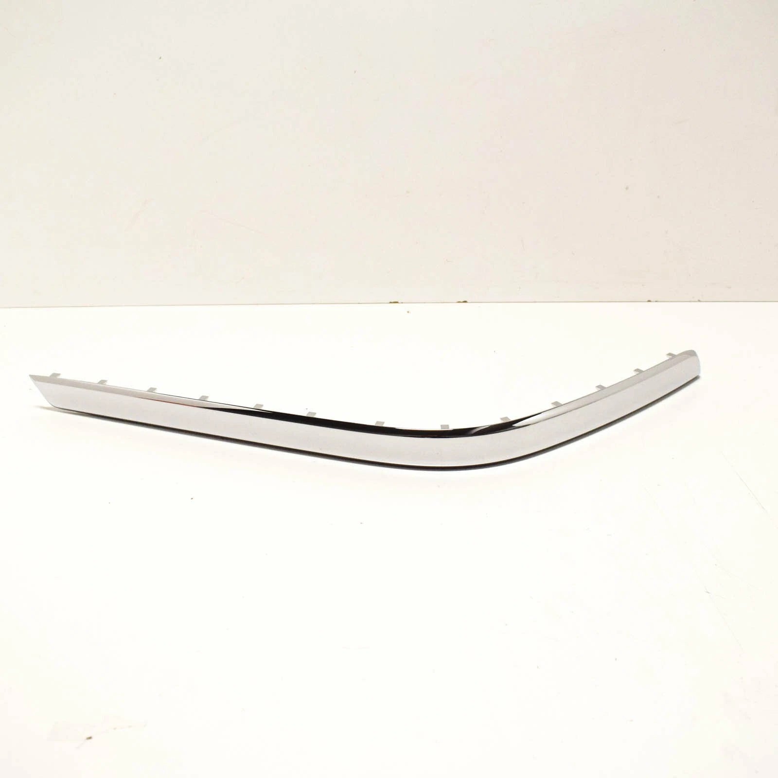 NEW MERCEDES-BENZ GLK X204 REAR LEFT BUMPER MOLDING A2048851921