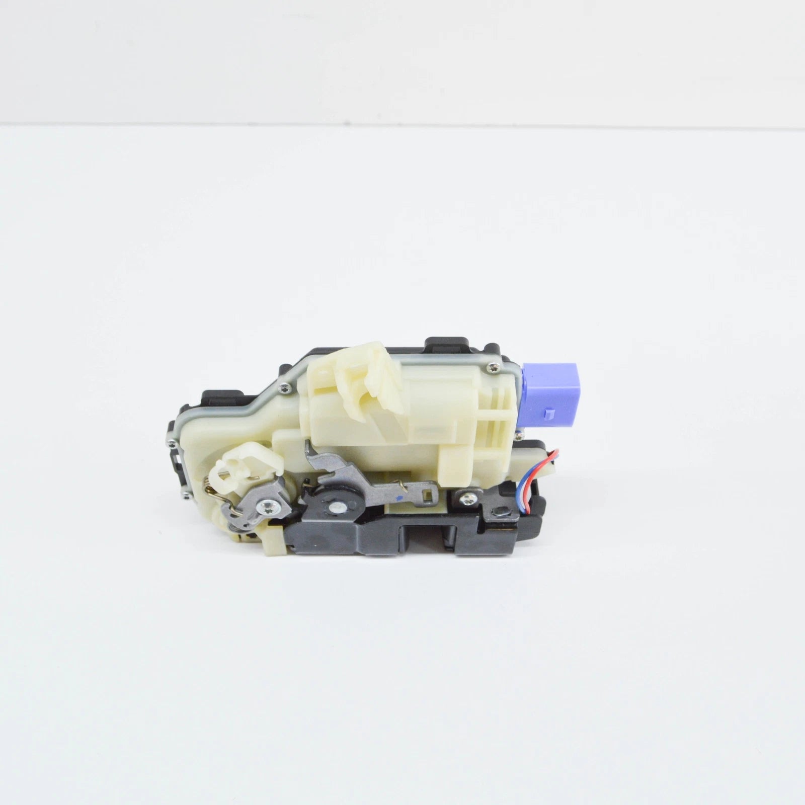 NEW VW TRANSPORTER V T5 7H MK5 FRONT LEFT DOOR LOCK 3B2837015AM ORIGINAL