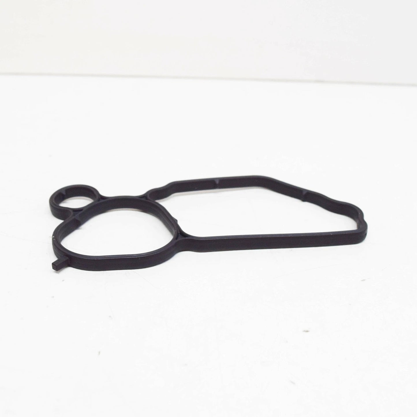 NEW MERCEDES-BENZ E W211 AMG ENGINE OIL FILTER GASKET A1561840080 ORIGINAL