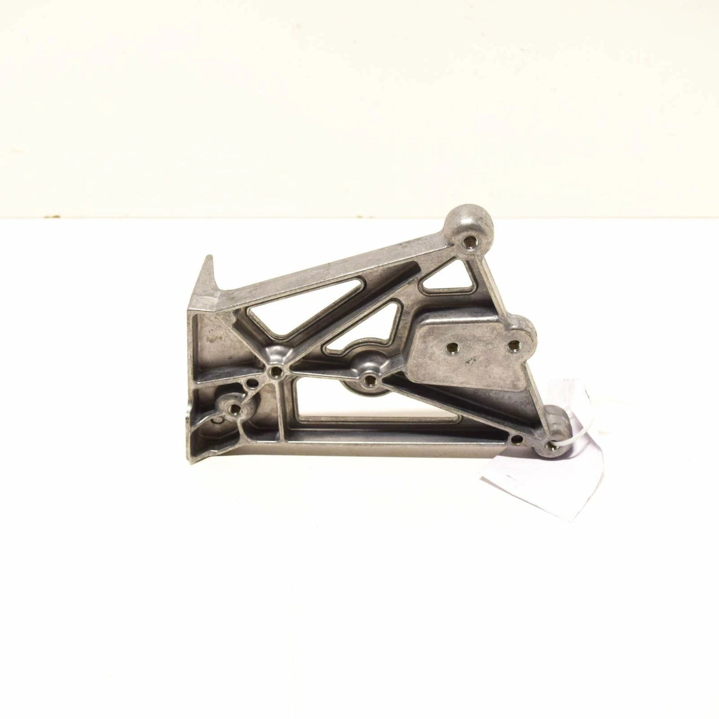 NEW BMW I8 I12 FRONT LEFT HEADLIGHT BRACE BRACKET 51647336231 ORIGINAL