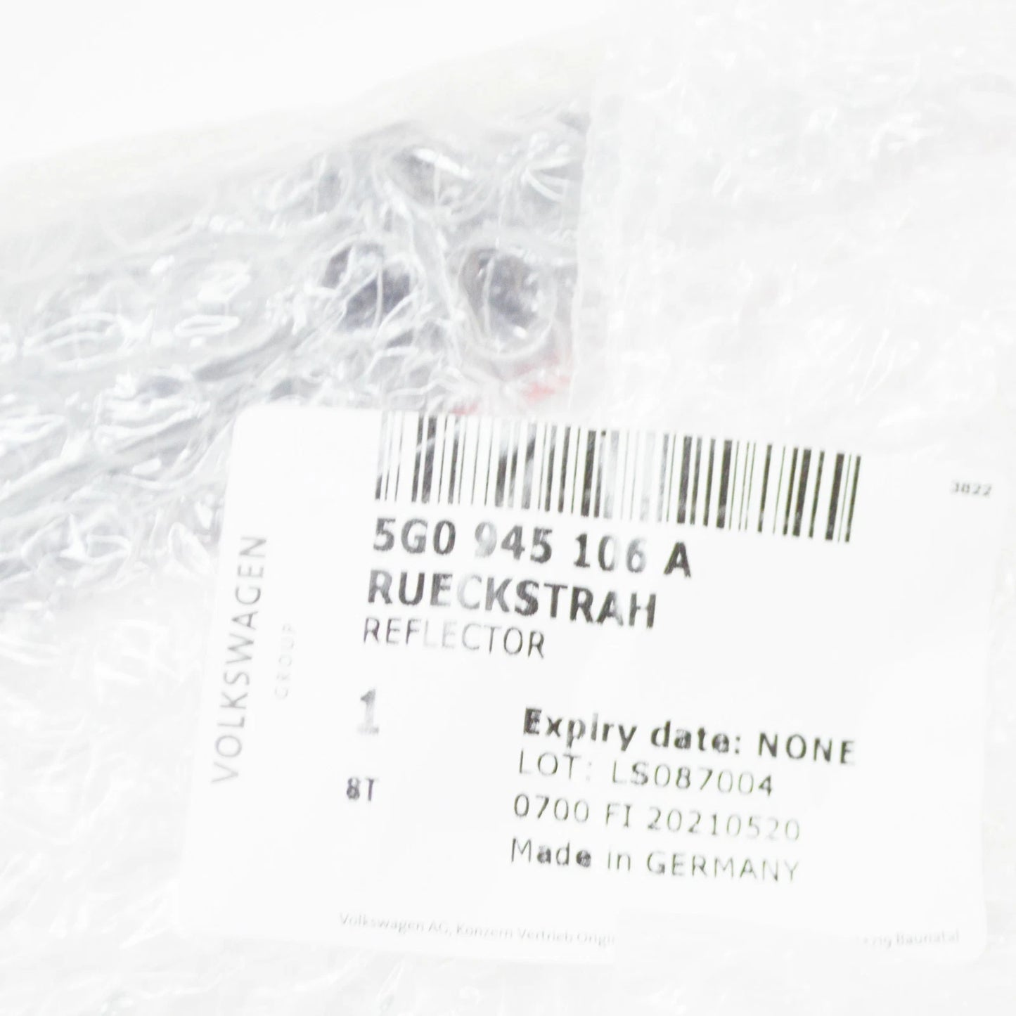 NEW VOLKSWAGEN GOLF MK7 REAR BUMPER R RIGHT REFLECTOR 5G0945106A 2015