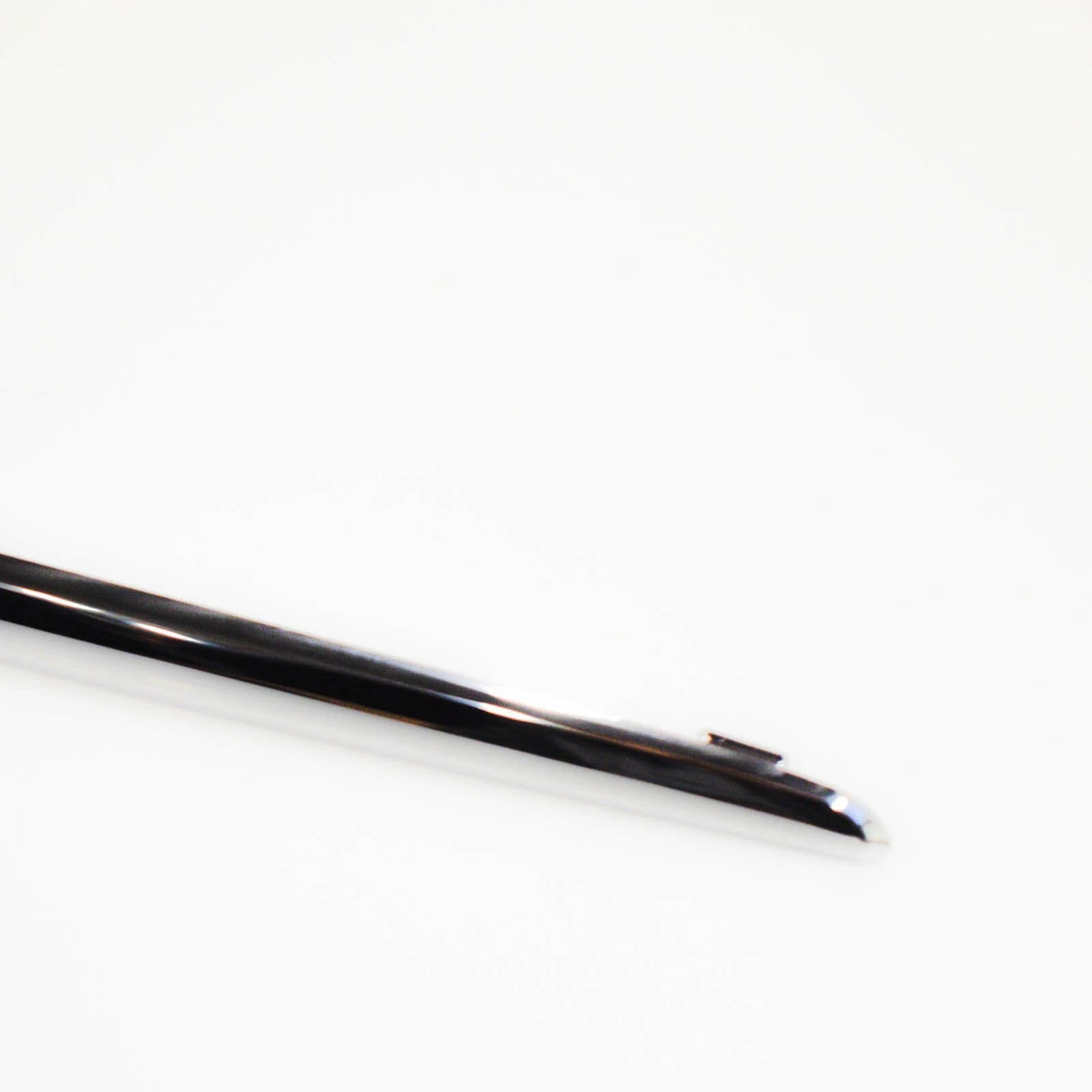 NEW MERCEDES BENZ CL C215 FRONT RIGHT CHROME MOULDING TRIM A2158851074 ORIGINAL