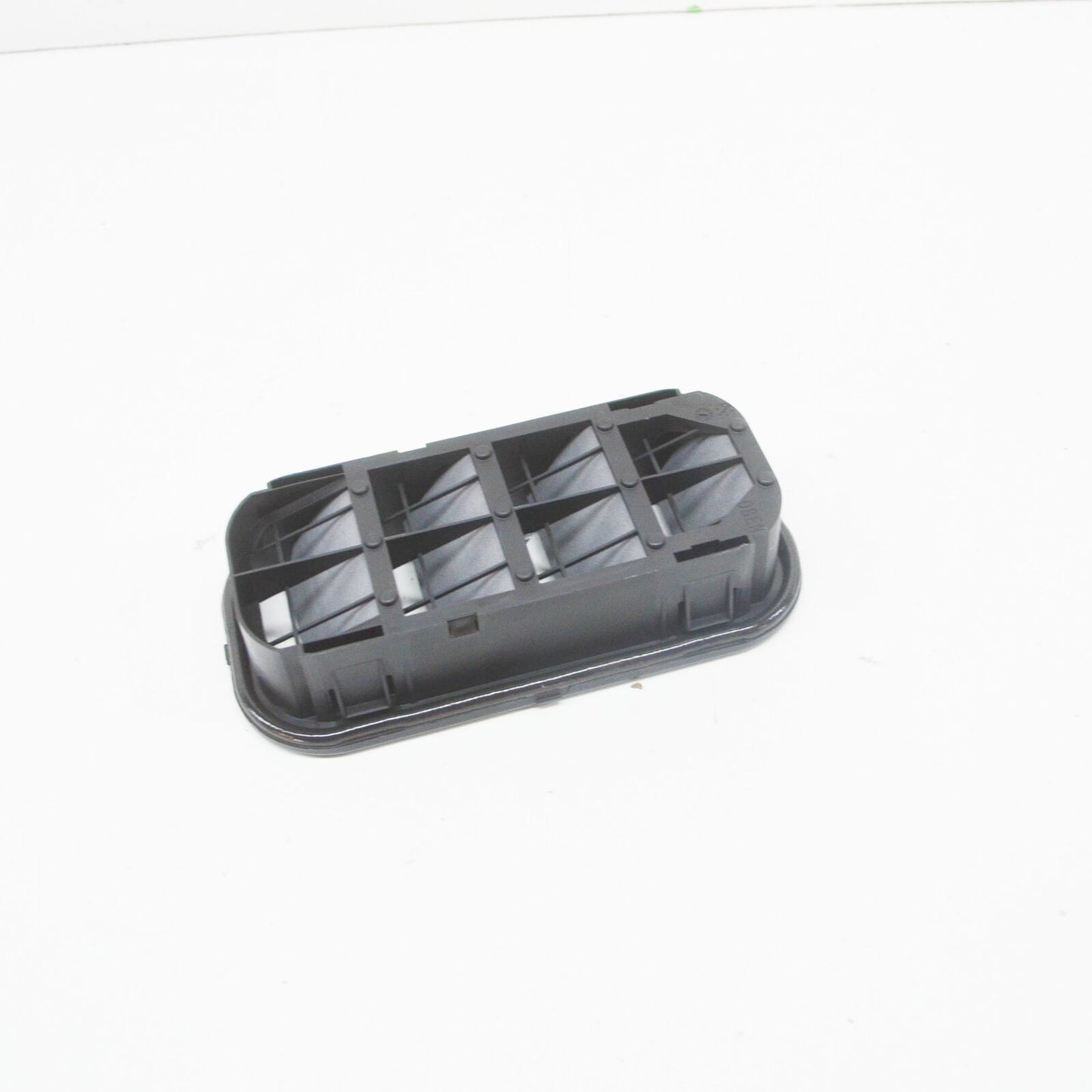 NEW MERCEDES-BENZ VITO W638 REAR AIR OUTLET FLAP A9018300042 ORIGINAL