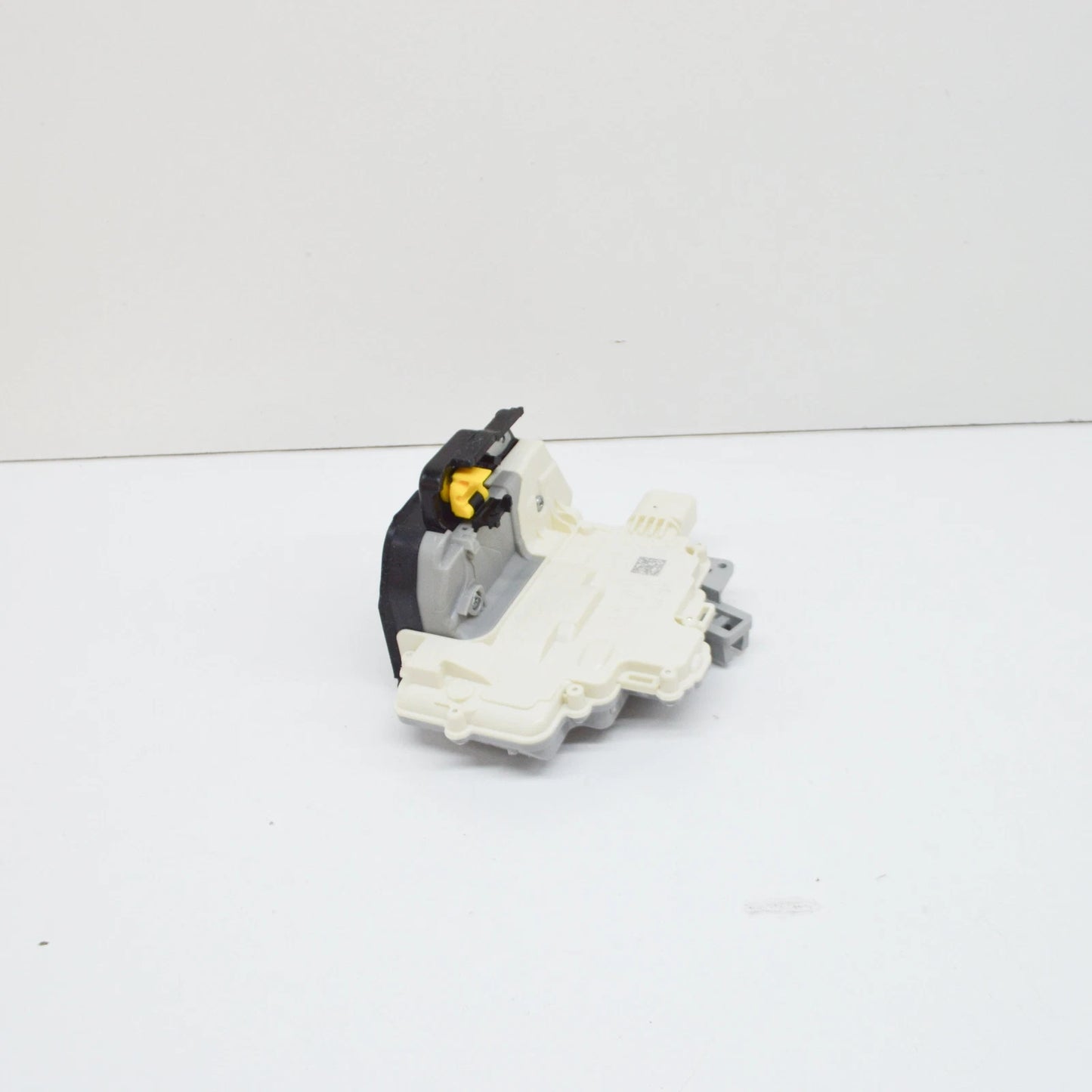 NEW AUDI A3 8P7 FRONT LEFT DOOR LOCK W/ ACTUATOR RHD 4F2837015 ORIGINAL