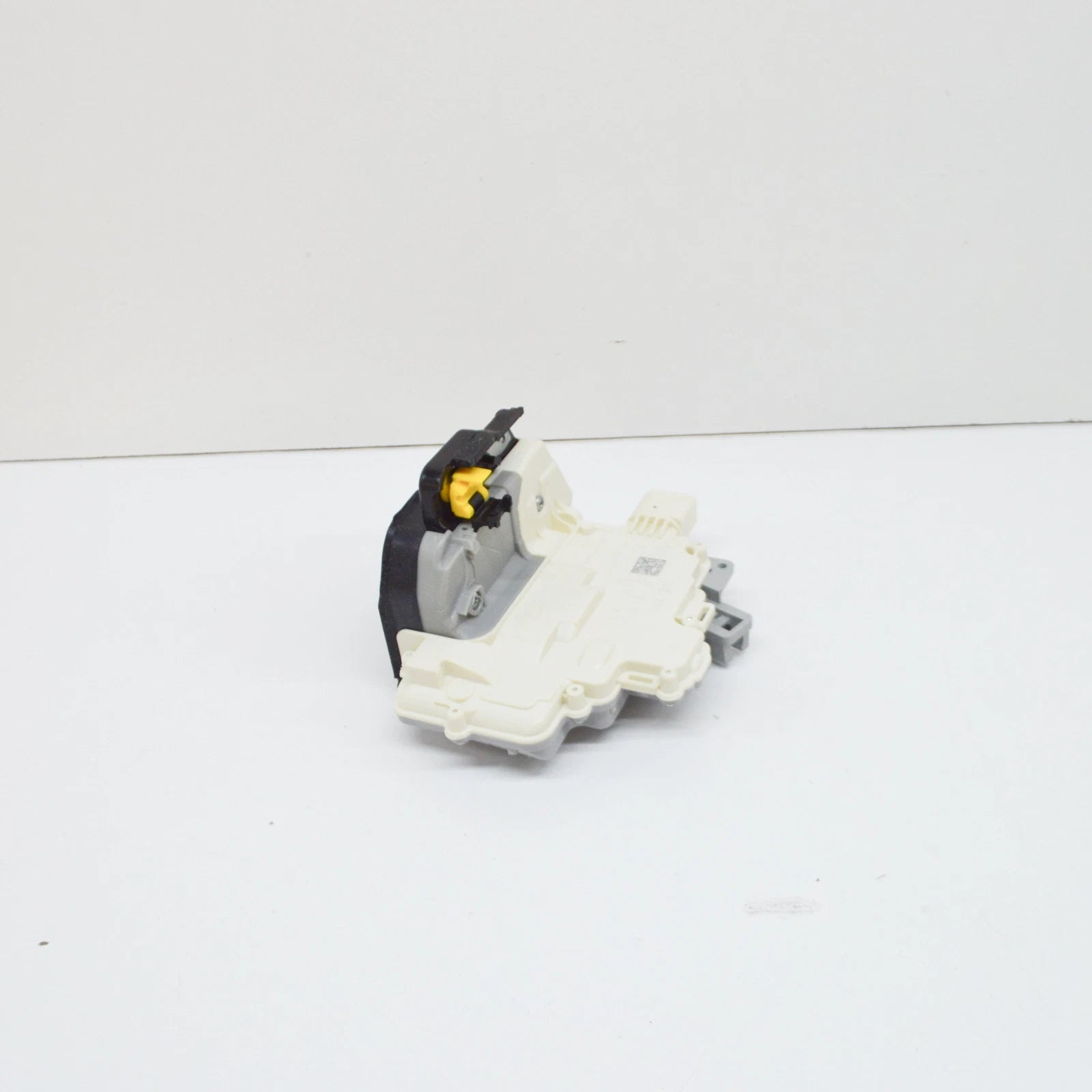 NEW AUDI A3 8P7 FRONT LEFT DOOR LOCK W/ ACTUATOR RHD 4F2837015 ORIGINAL