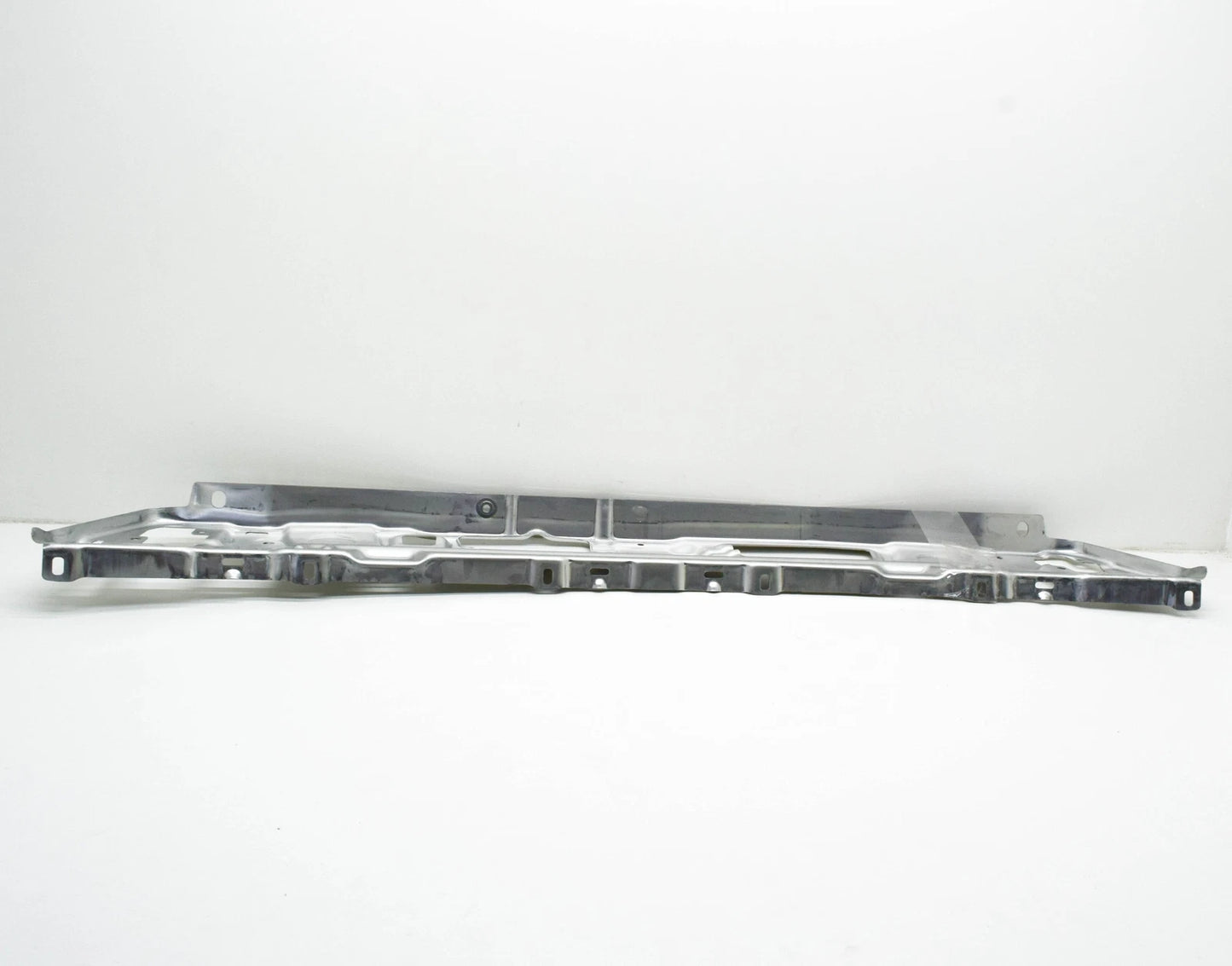 NEW MB C W206 FRONT CENTRAL TOP RADIATOR SUPPORT A2066201400 ORIGINAL