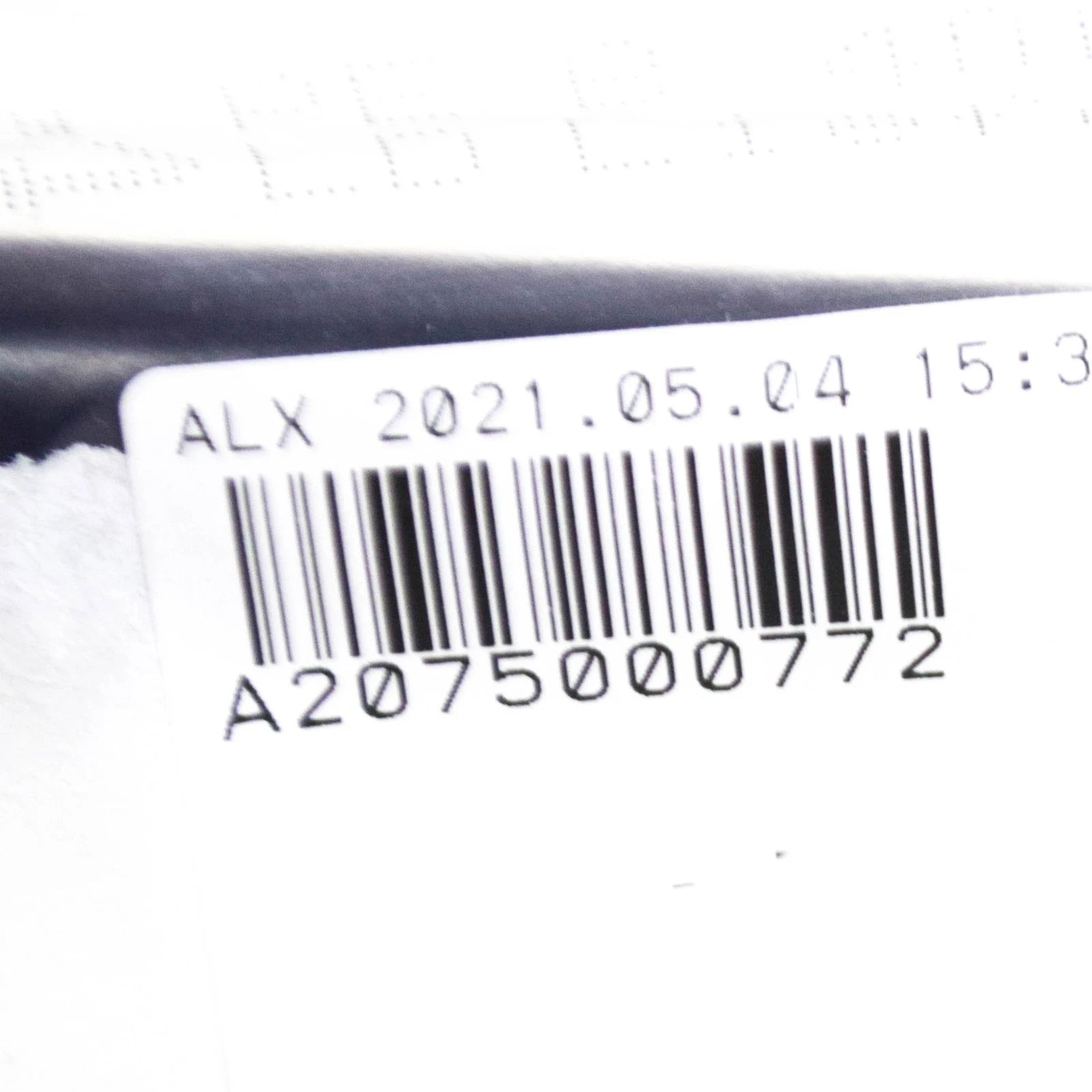 NEW MERCEDES-BENZ E COUPE C207 OIL COOLER RETURN LINE RIGHT A2075000772 ORIGINAL