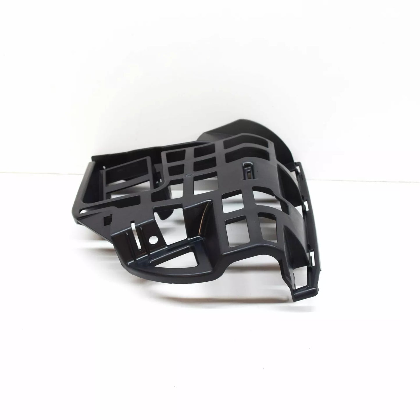 NEW MERCEDES-BENZ CLA COUPE C117 REAR RIGHT BUMPER BRACKET A1178850514