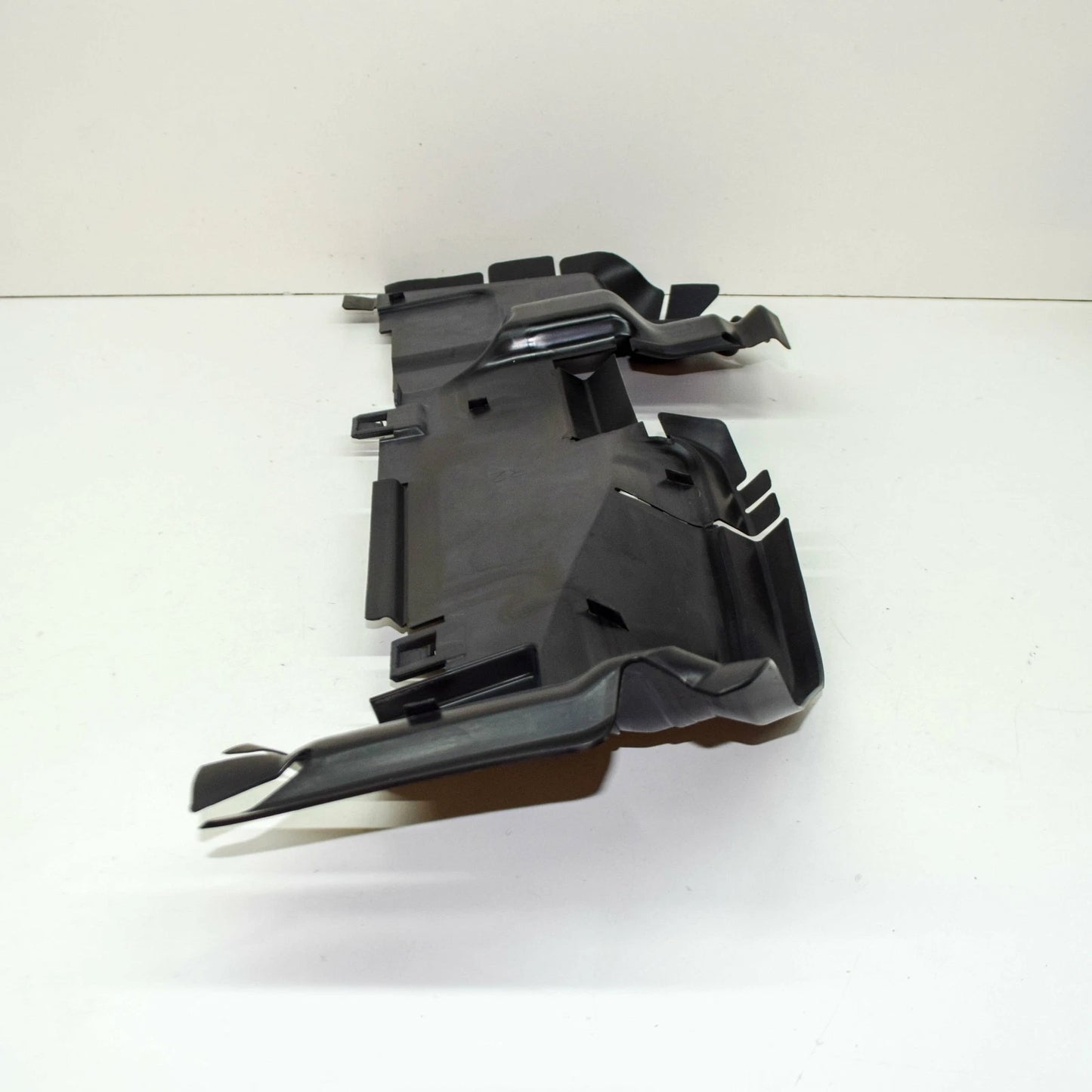 NEW AUDI Q5 MK2 SQ5 80A RIGHT RADIATOR AIR DEFLECTOR 80A121284EF