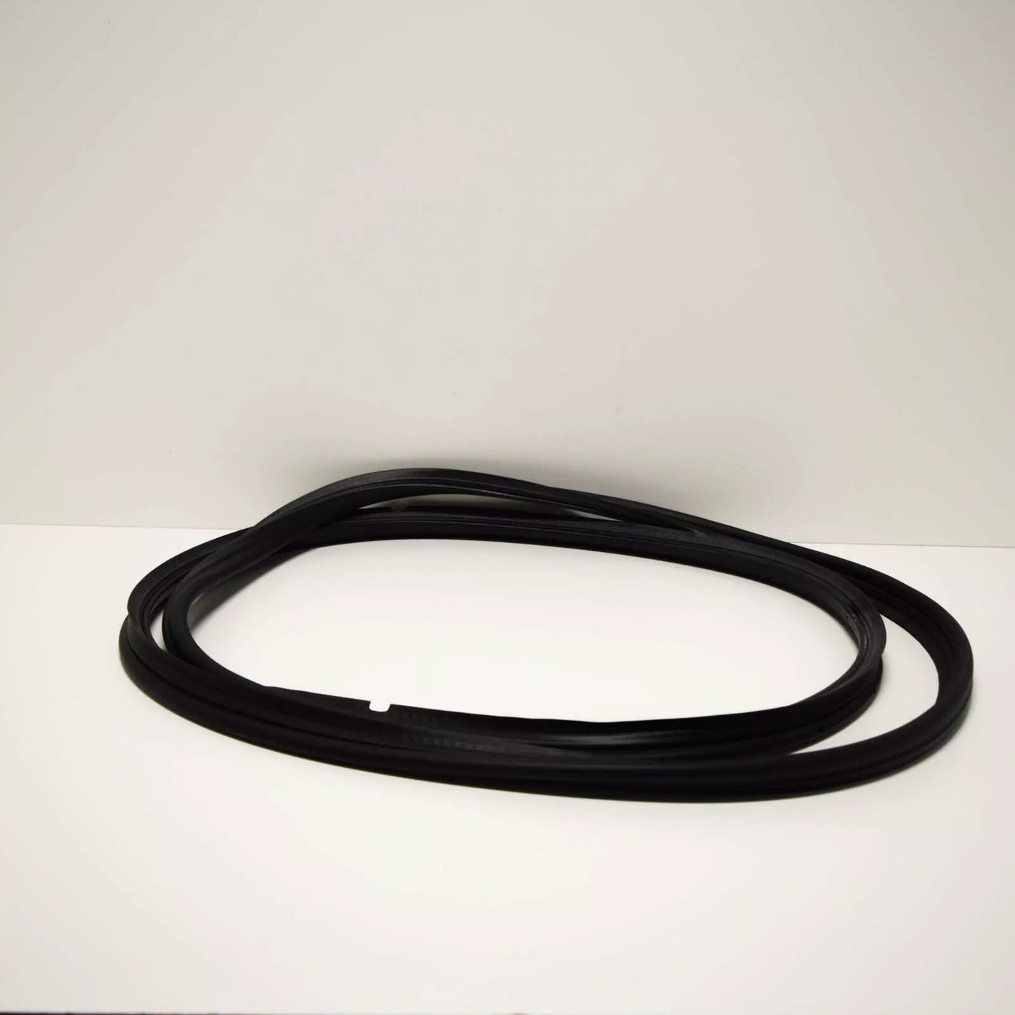 NEW MB SL R129 REAR TRUNK BOOT LID WEATHERSTRIP SEAL A1297580098