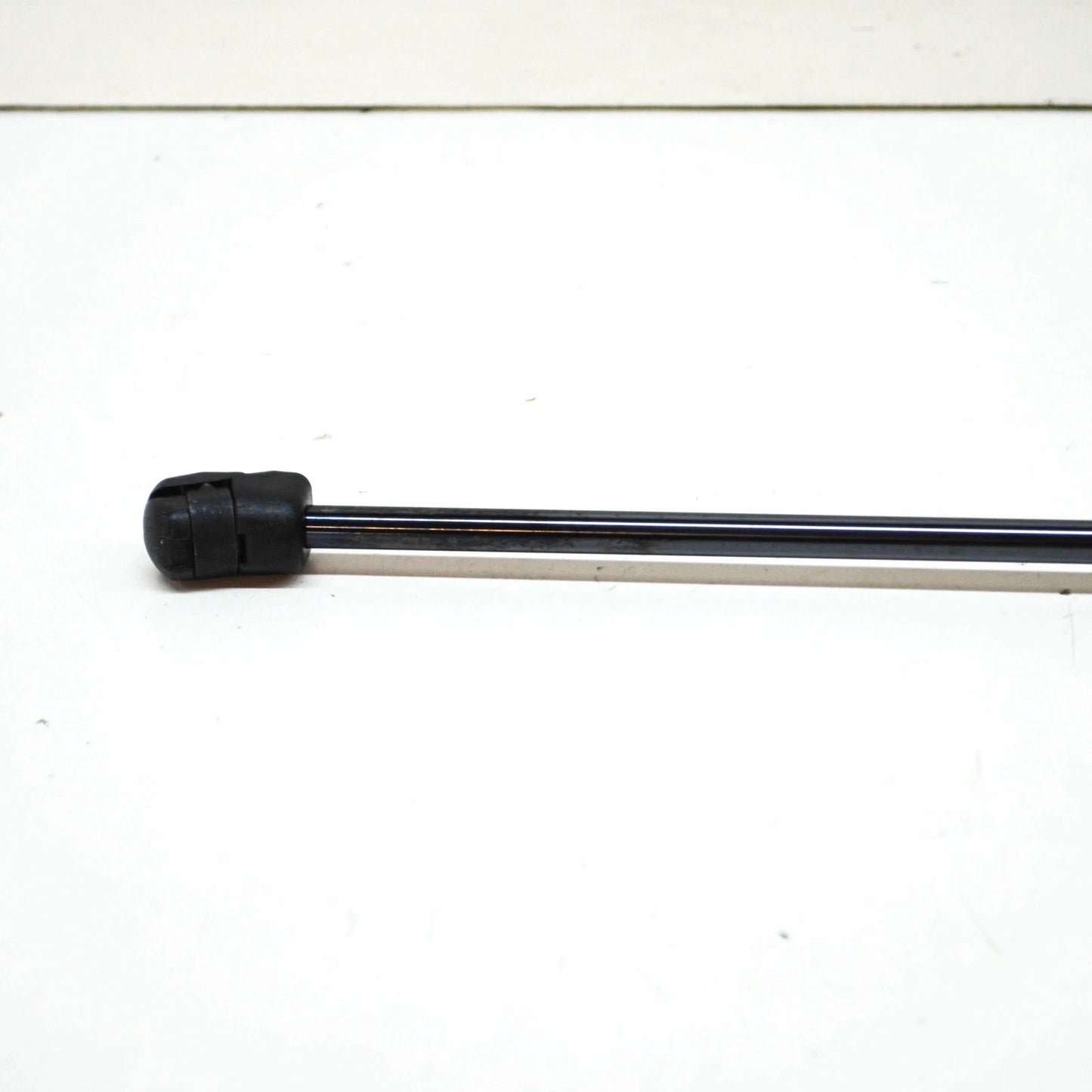 NEW VOLKSWAGEN TIGUAN AD FRONT LEFT BONNET STRUT 5NA823359B