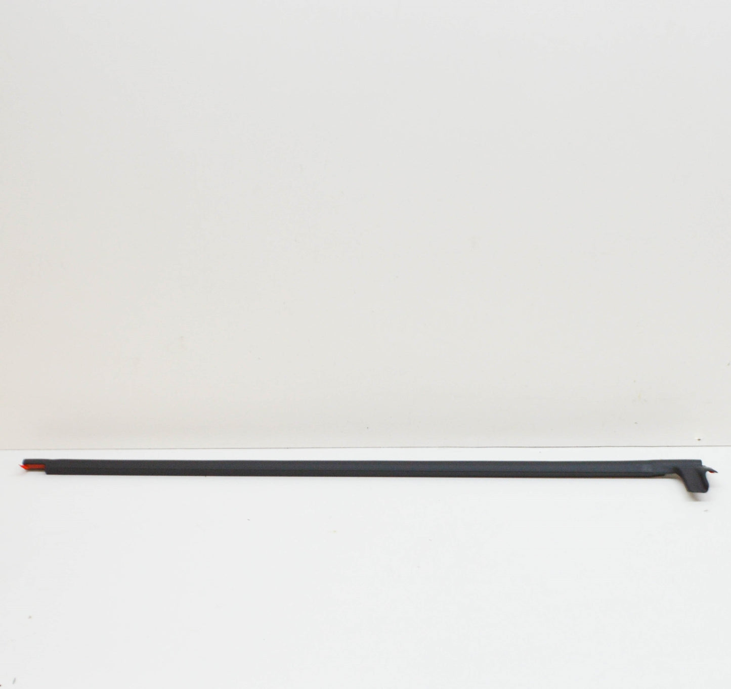 new mercedes-benz vito w447 center right side door seal a4477310380 original