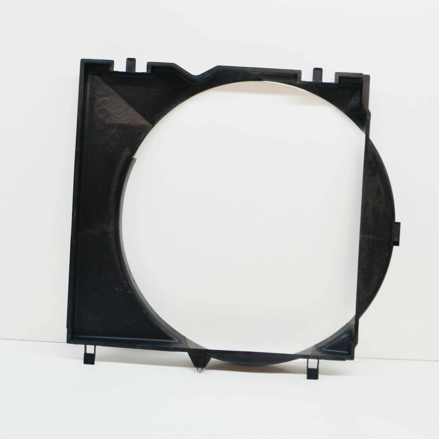 NEW MERCEDES BENZ E W210 FAN SHROUD A2105050455