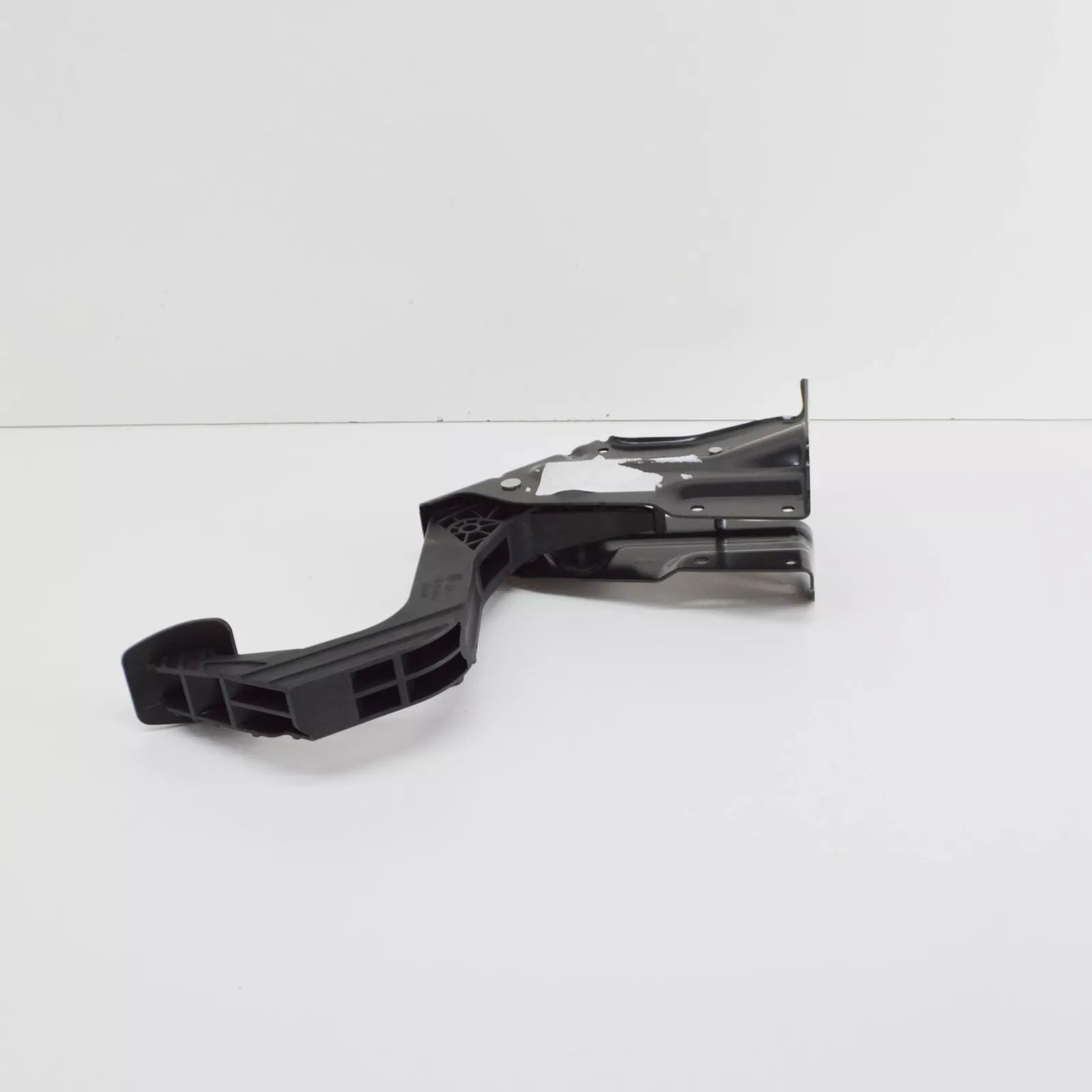 NEW MERCEDES-BENZ SPRINTER W906 CLUTCH PEDAL A9062900016 ORIGINAL