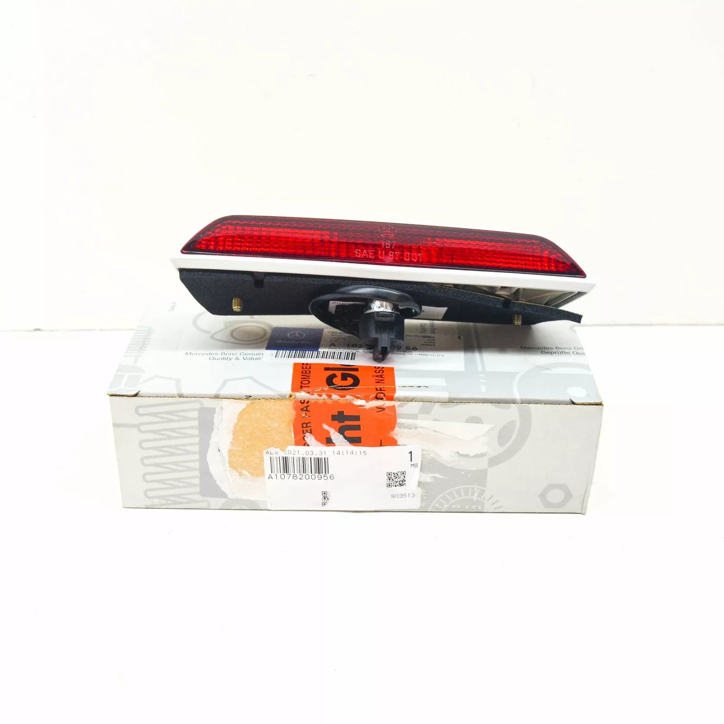 NEW MERCEDES-BENZ SL R107 THIRD BRAKE LIGHT A1078200956