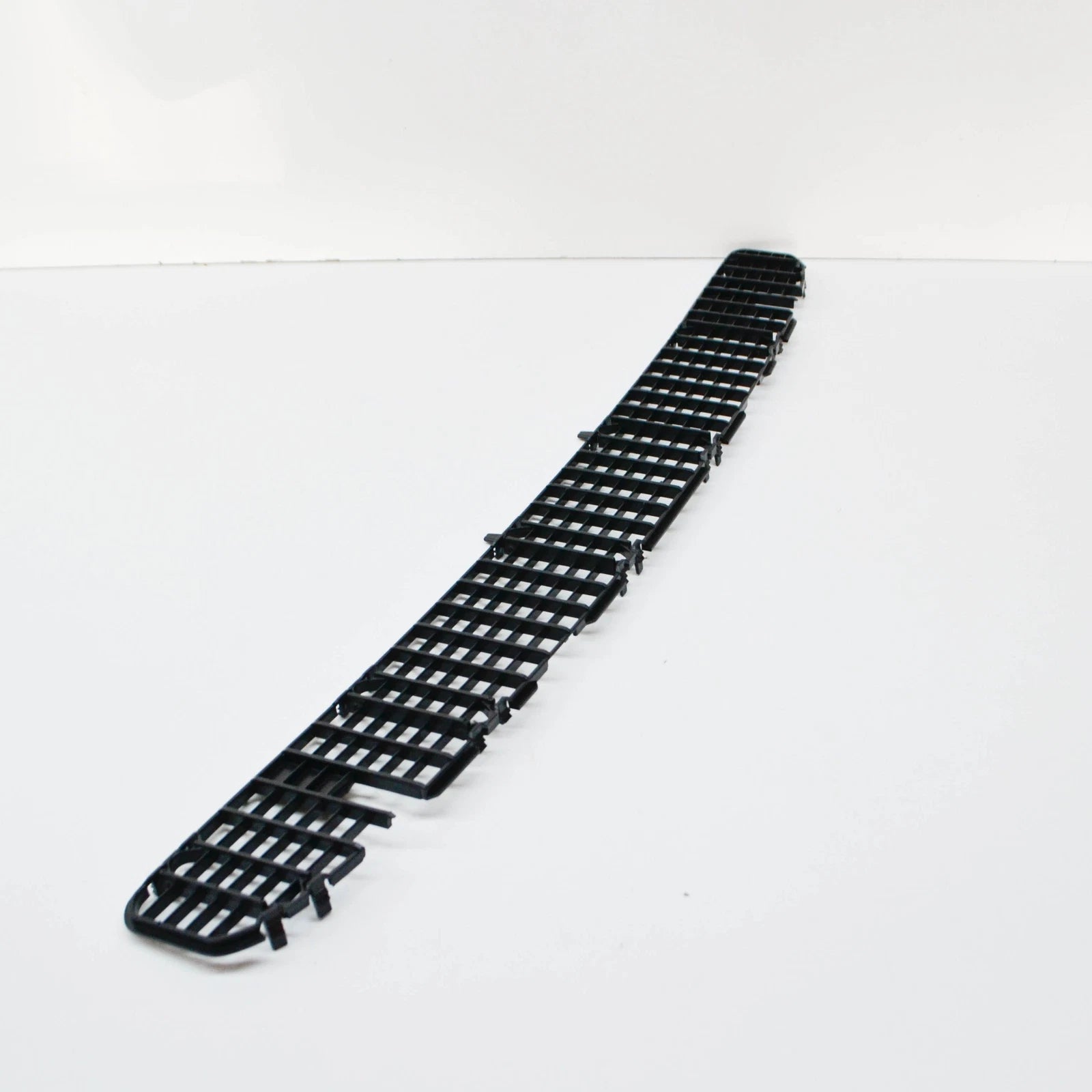 NEW BMW 3 COUPE E46 HOOD AIR VENT GRILLE 51138220766 8220766 ORIGINAL