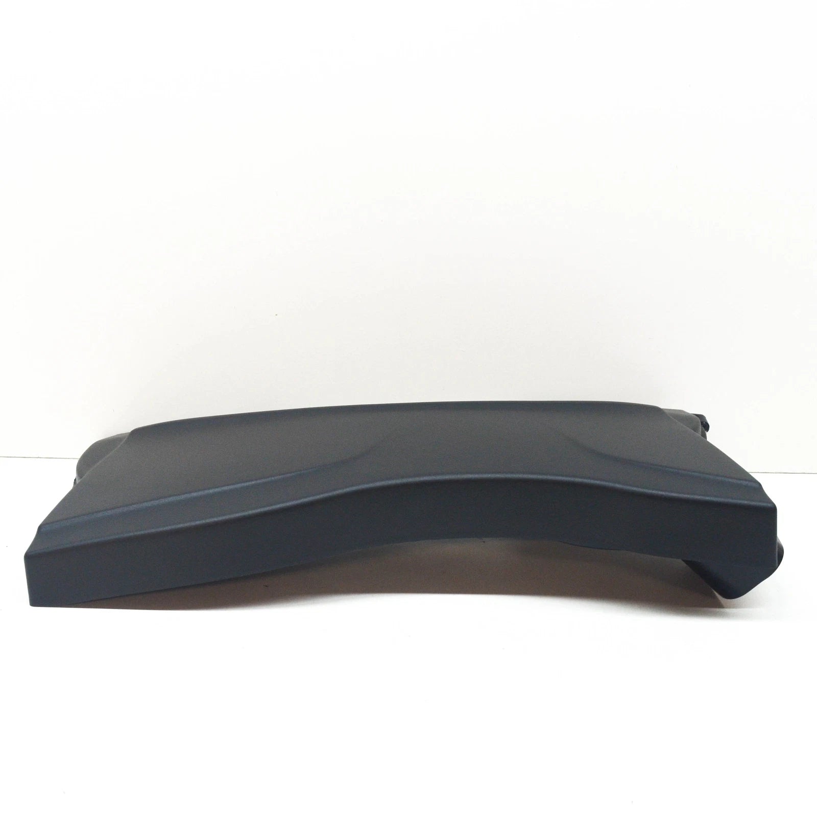 NEW BMW 1 CABRIO E88 AIR MASS METER INTAKE BOX AIR DUCT 13717811907 ORIGINAL