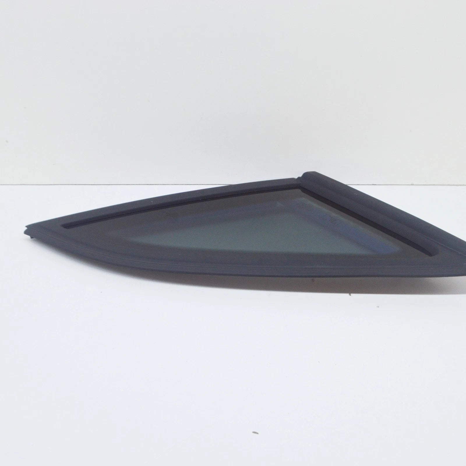 NEW AUDI Q3 8U REAR RIGHT DOOR SIDE WINDOW QUARTER GLASS 8U0845300BNVB ORIGINAL