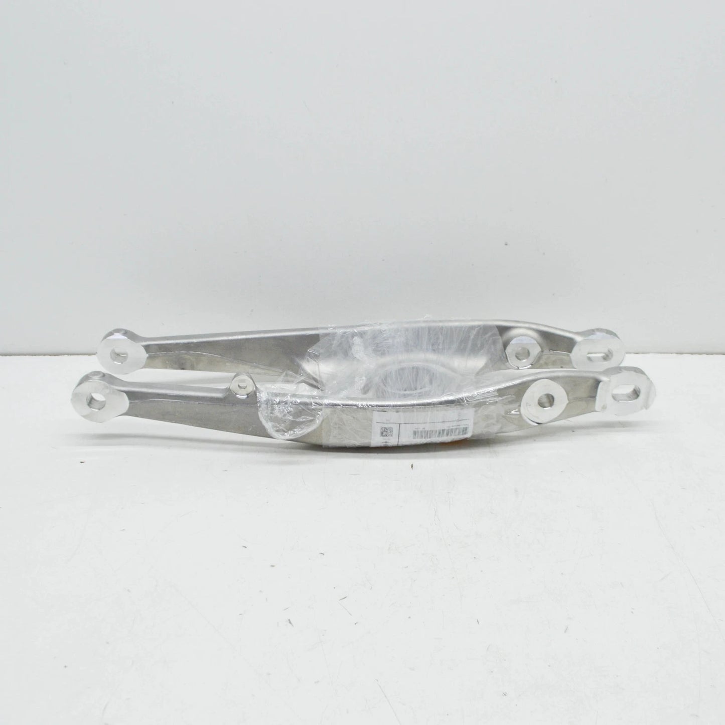 NEW BMW 3 F30, F80 LOWER REAR TRAILING ARM 33322284533 2284533 ORIGINAL