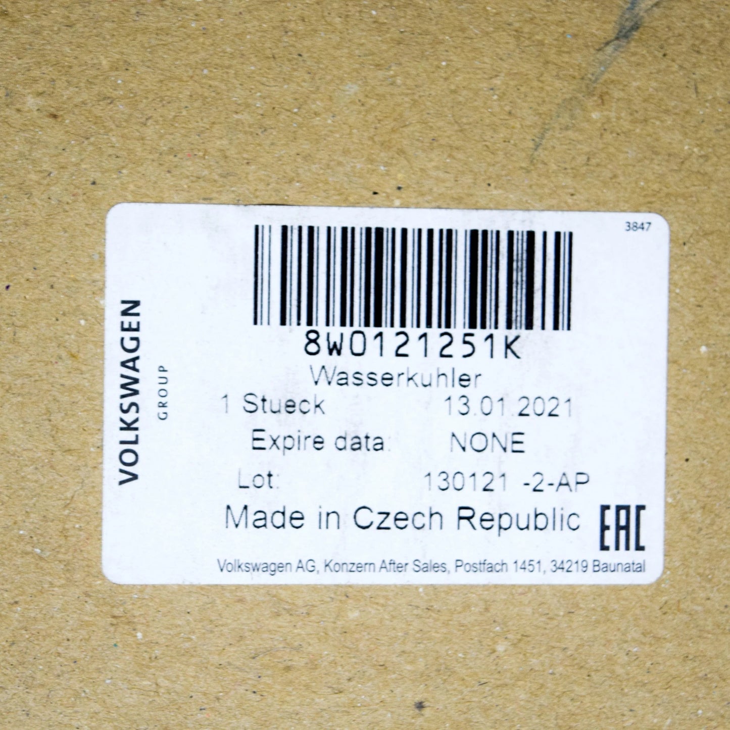 NEW AUDI A4 8W B9 COOLANT RADIATOR 8W0121251K