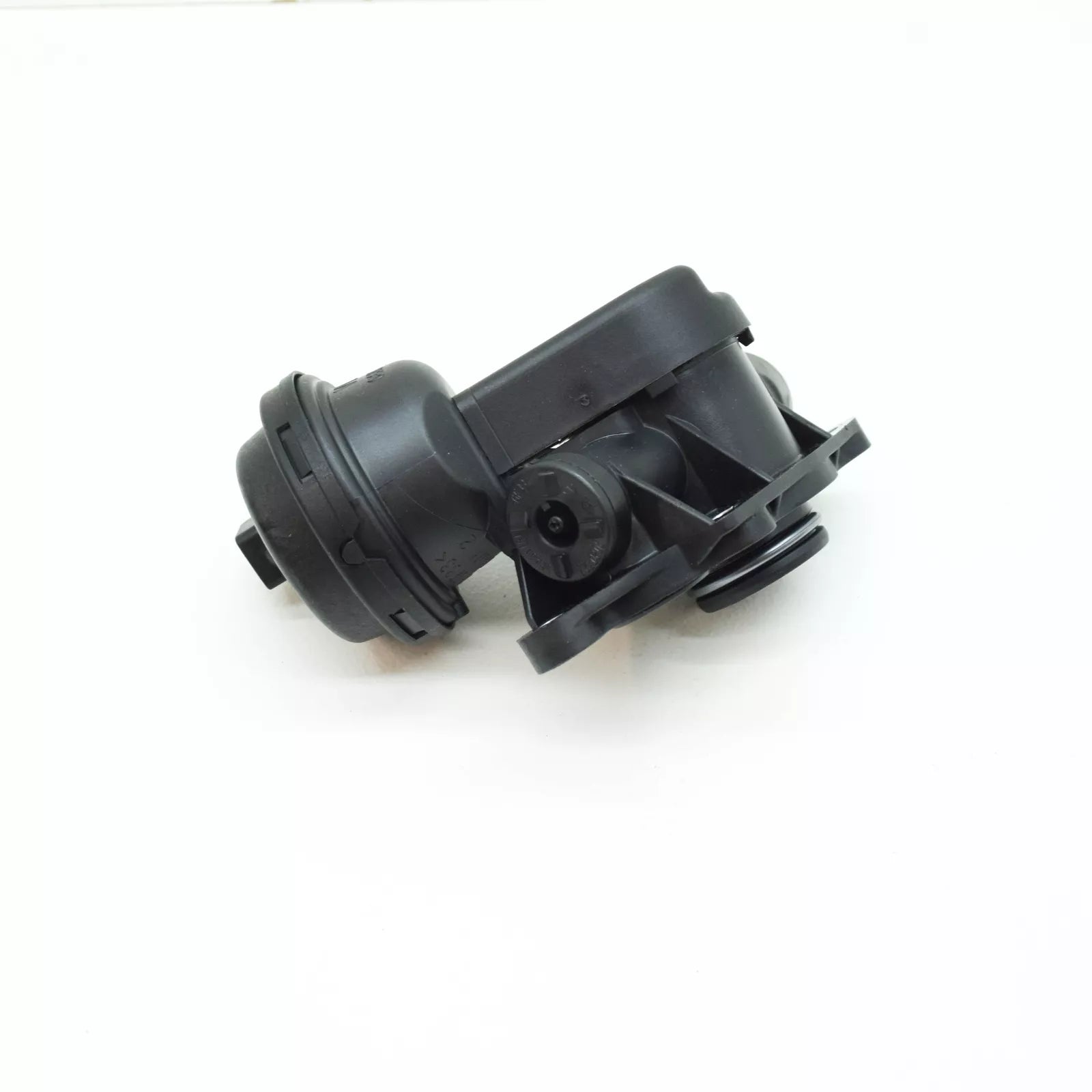 NEW AUDI A4 B9 ENGINE COOLANT THERMOSTAT 06M121678H 2016 ORIGINAL