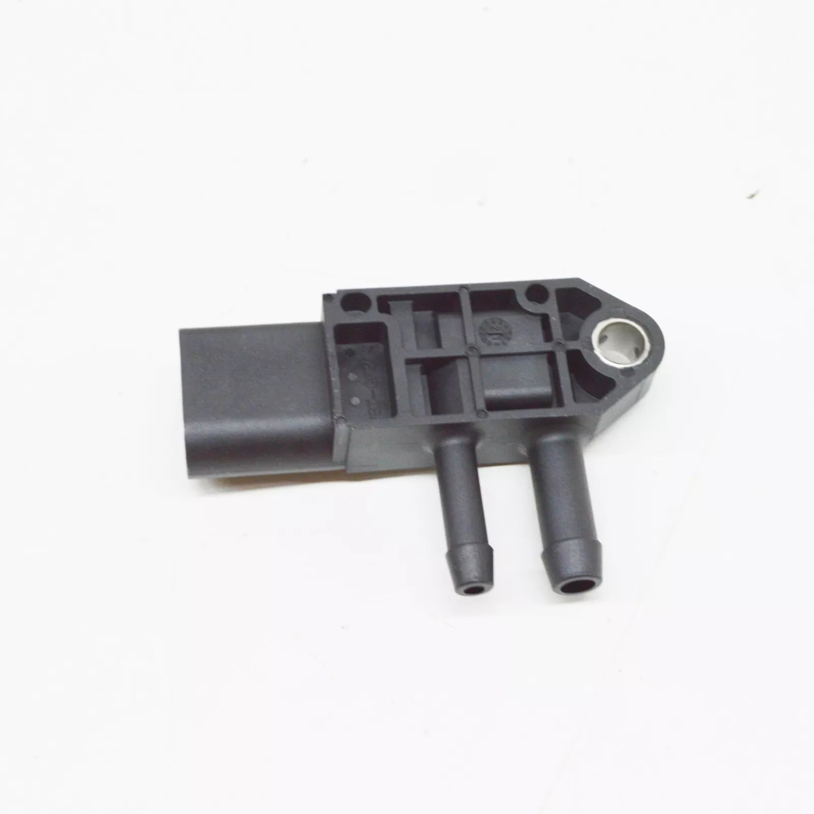 NEW AUDI A6 C6 DPF PRESSURE EXHAUST SENSOR 059906051A 3.0 DIESEL