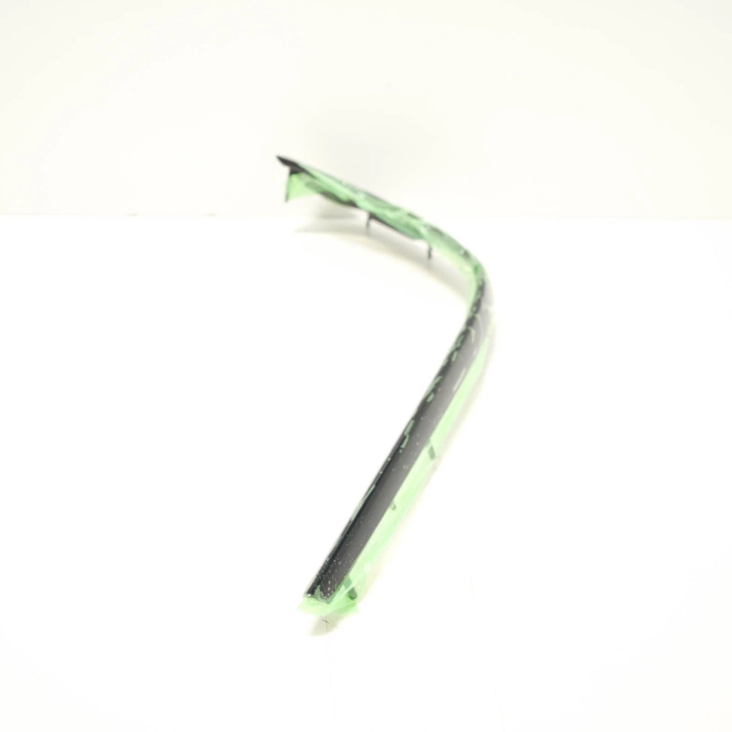 NEW MB A W176 AMG FRONT BUMPER RIGHT GLOSS BLACK FLICK A1768855000