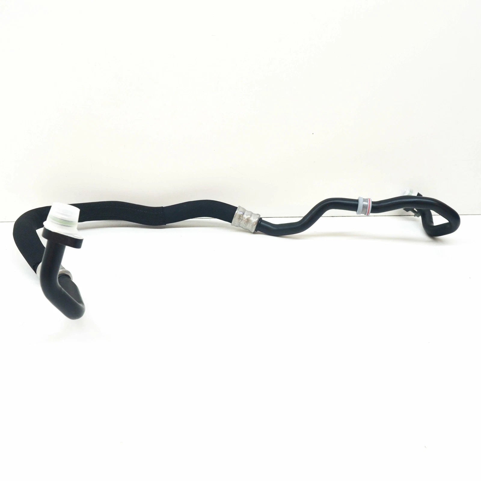 NEW MB S W222 THERMOSTAT TO RADIATOR OIL FEED LINE A2225002388 ORIGINAL