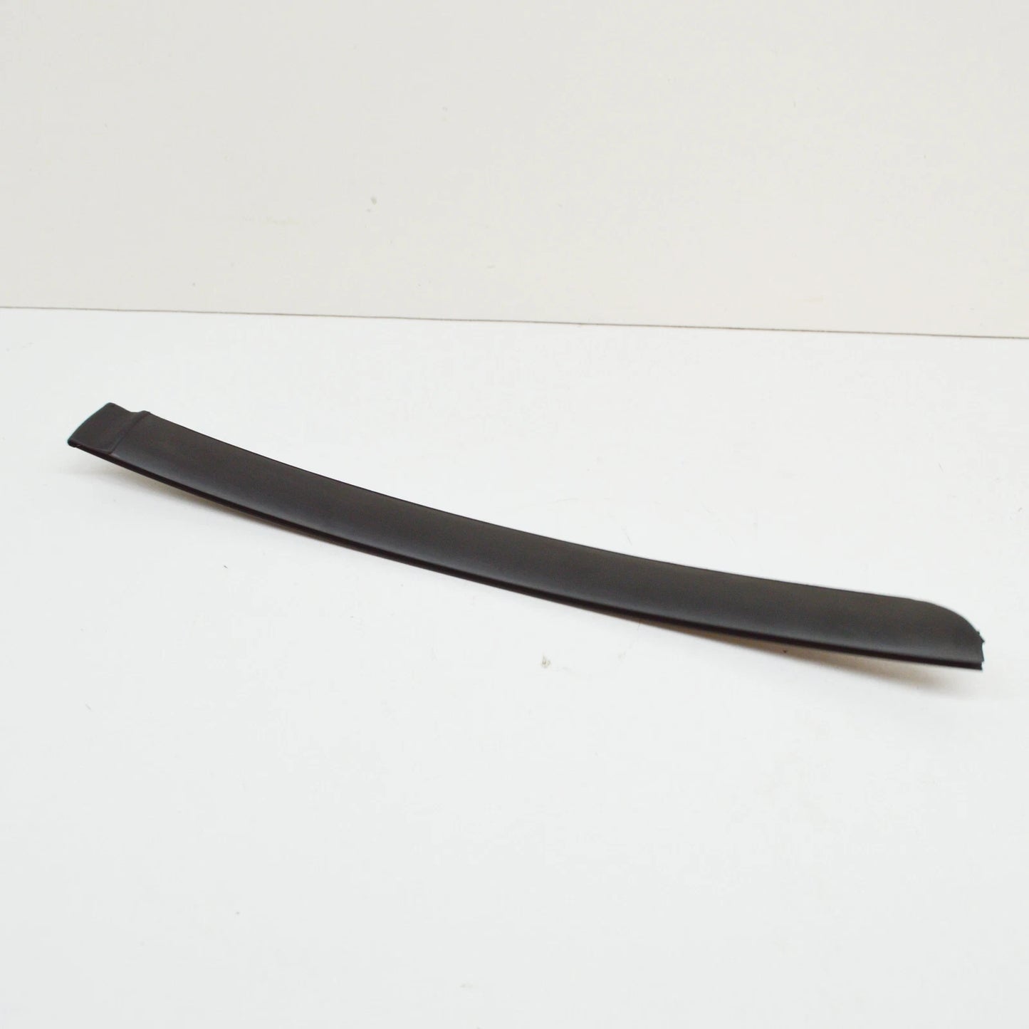 NEW BMW 3 CABRIO E46 REAR LEFT WINDOW SEAL 51368209421 8209421 ORIGINAL