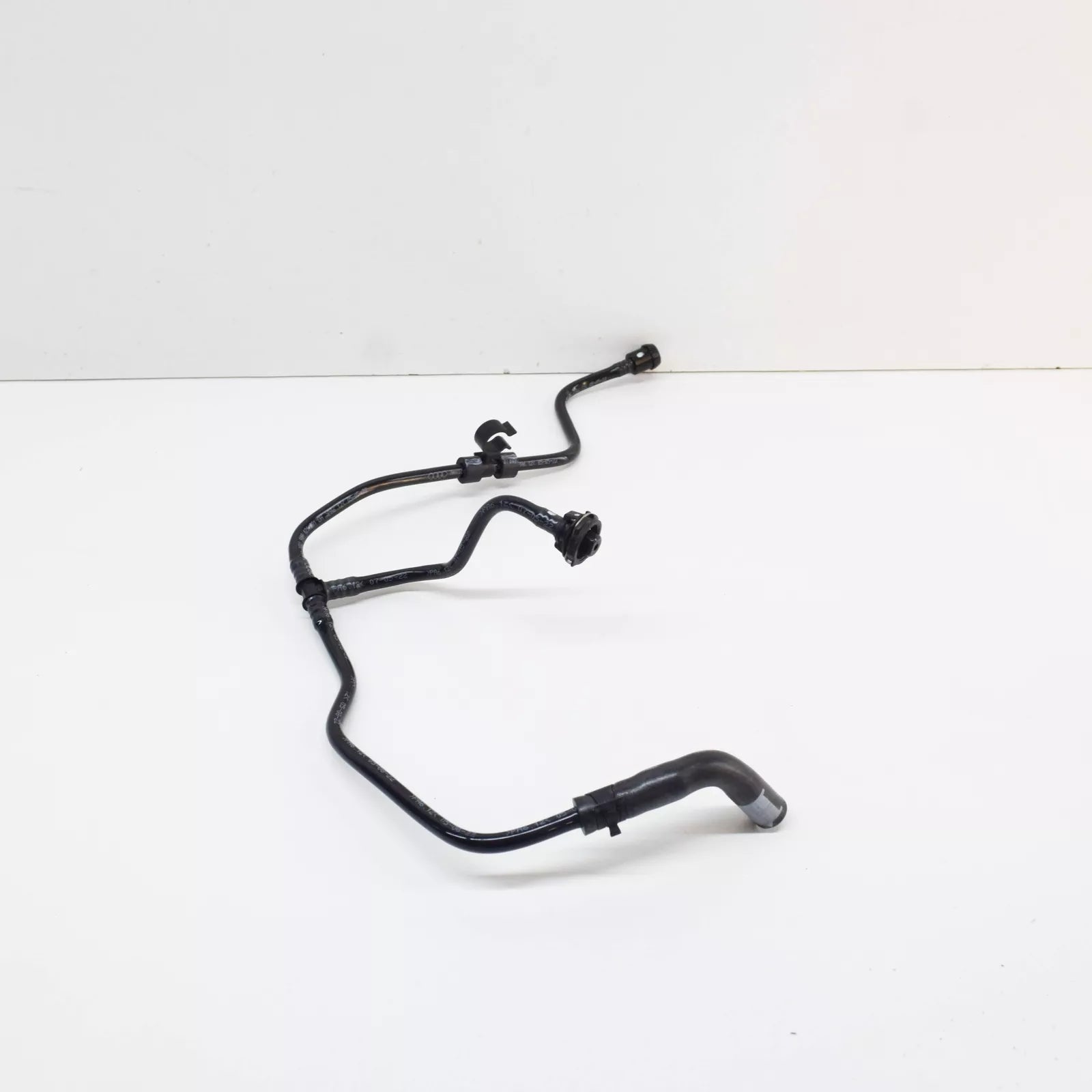 NEW AUDI Q5 FY ENGINE COOLANT BYPASS HOSE 80A121081DH ORIGINAL