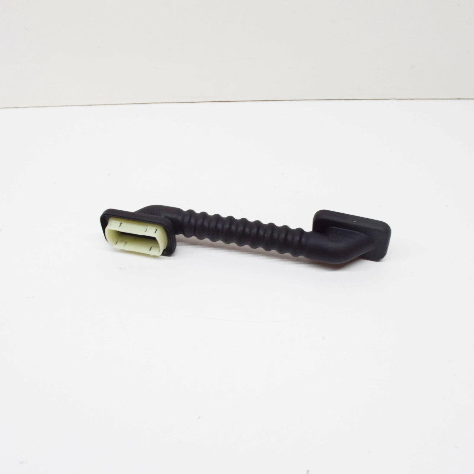 NEW VOLKSWAGEN SCIROCCO MK3 TAILGATE CABLE SET GROMMET 1K9971829D ORIGINAL